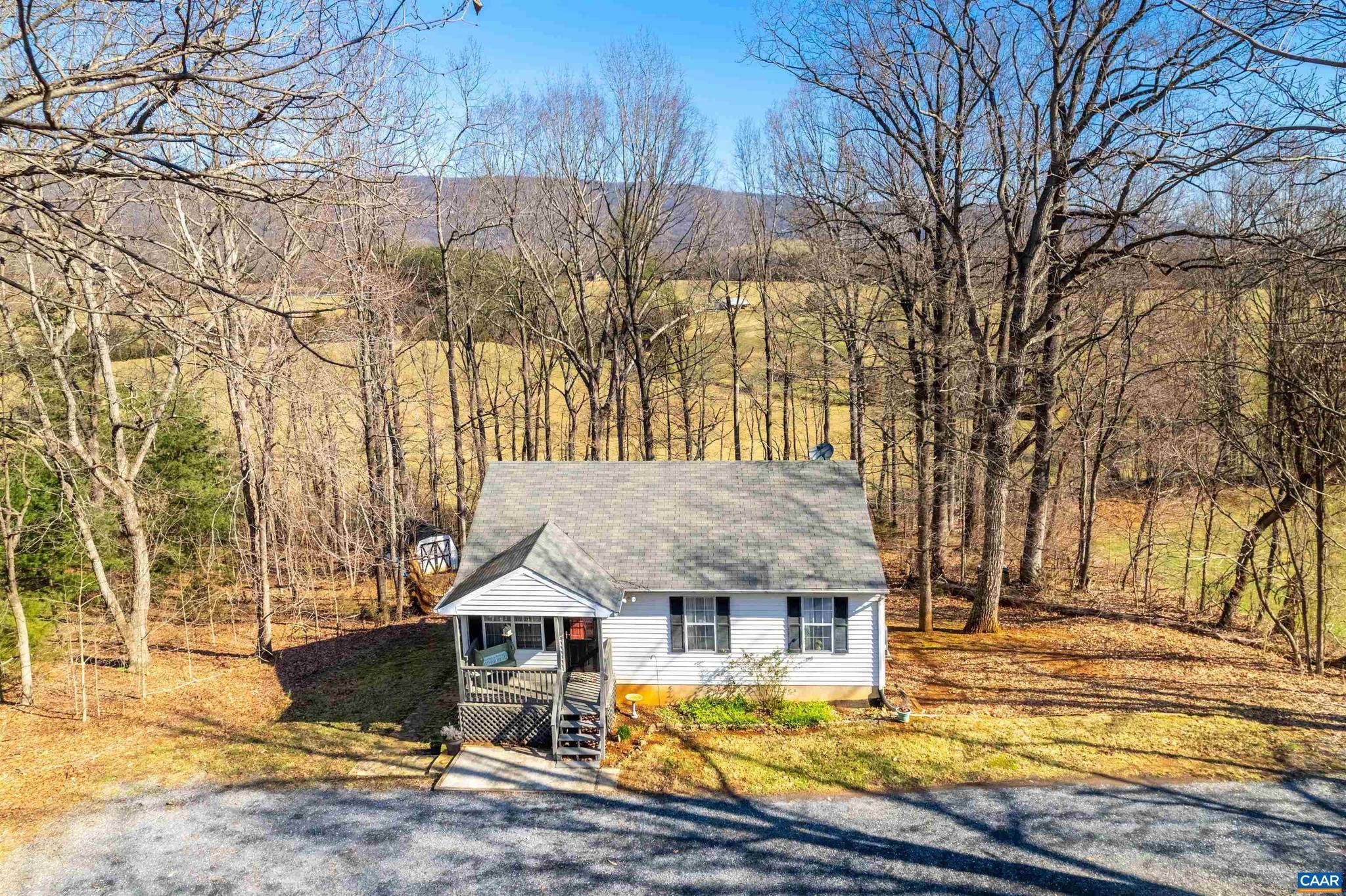 Afton, VA 22920,1226 TANBARK DR