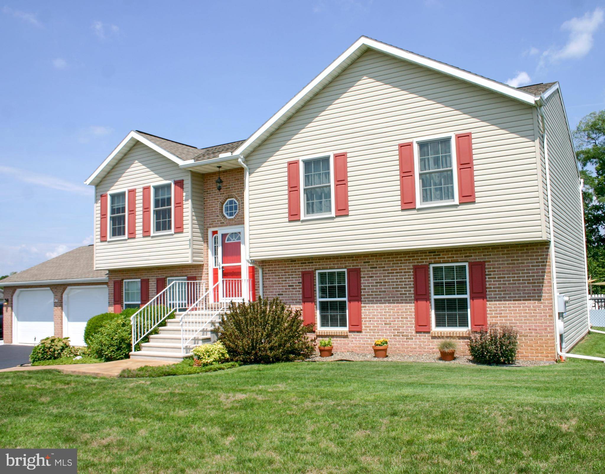 Greencastle, PA 17225,837 ESSEX CIR