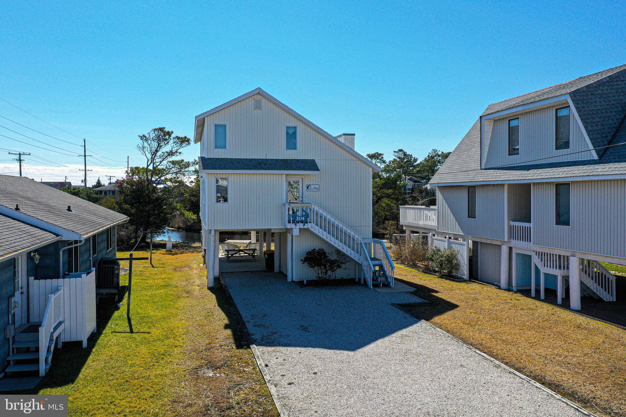 Bethany Beach, DE 19930,204 2ND ST