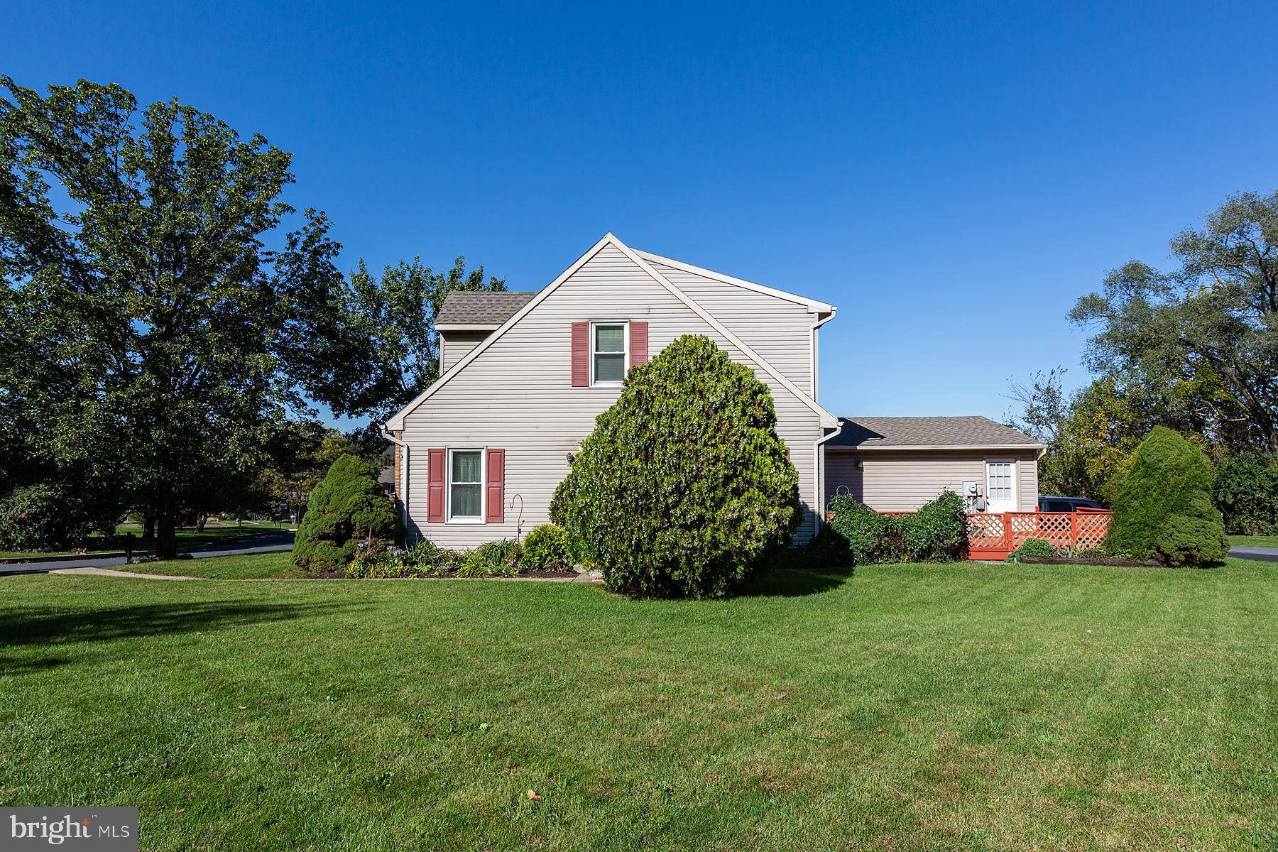 Stevens, PA 17578,401 STONECREST CT