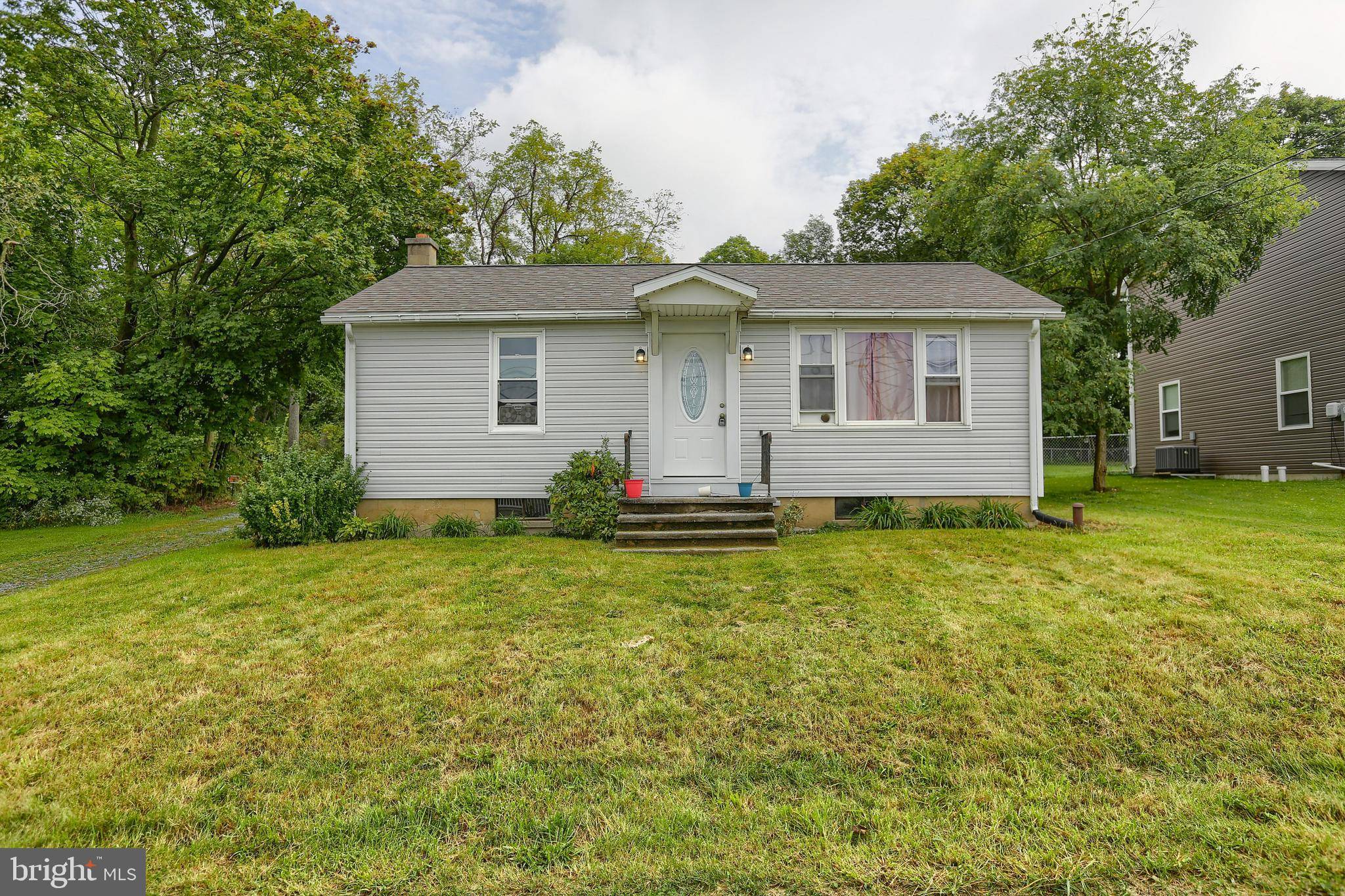 Myerstown, PA 17067,536 KUTZTOWN RD