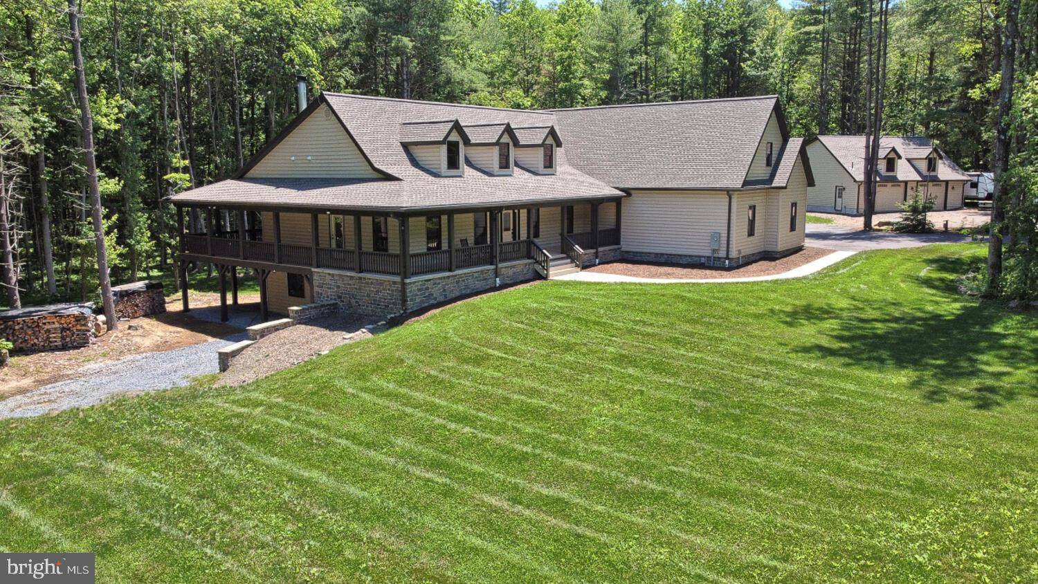 Orrtanna, PA 17353,410 ORCHARD RD