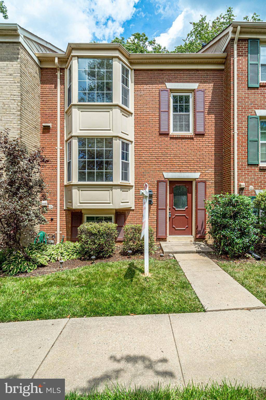 Springfield, VA 22151,7006 BRADDOCK MEWS PL