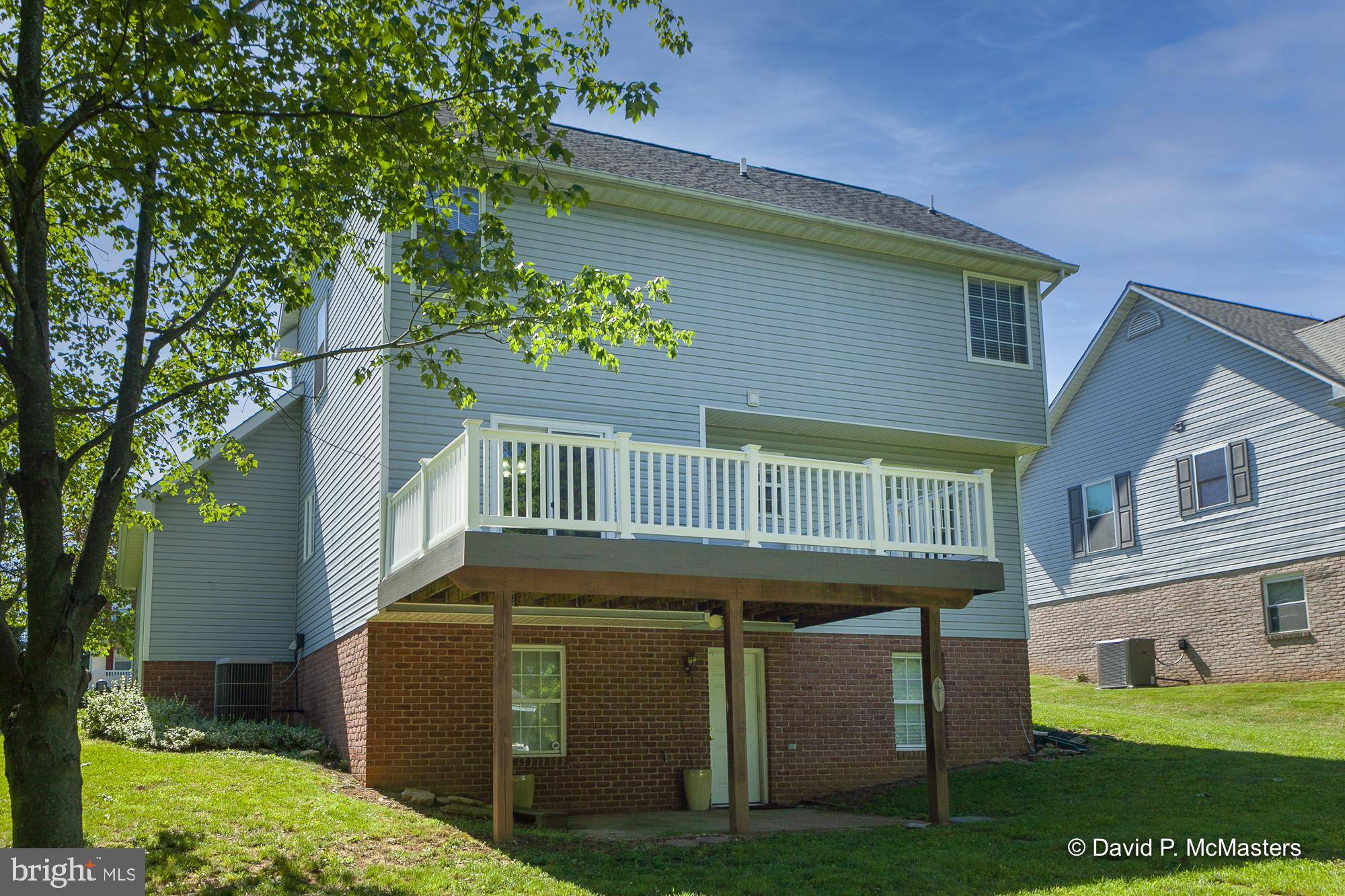 Martinsburg, WV 25403,202 LARKSPUR LN