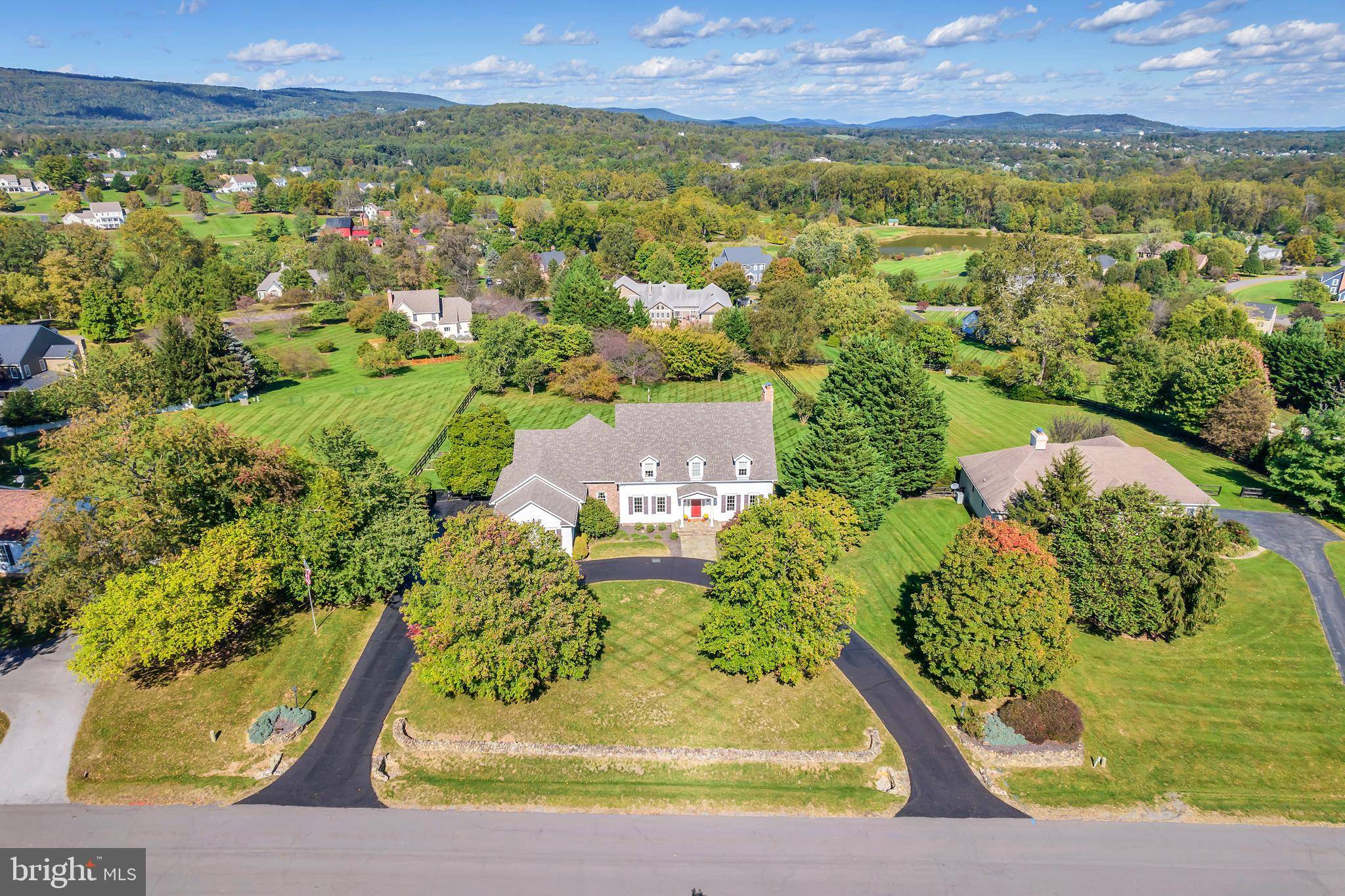 Round Hill, VA 20141,35395 CARNOUSTIE CIR