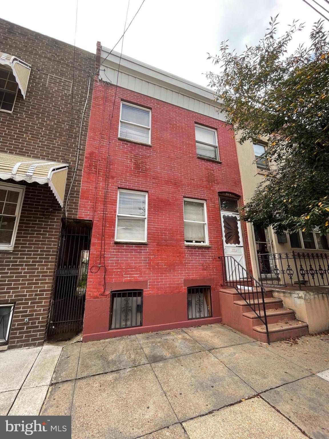 Philadelphia, PA 19148,924 MIFFLIN ST