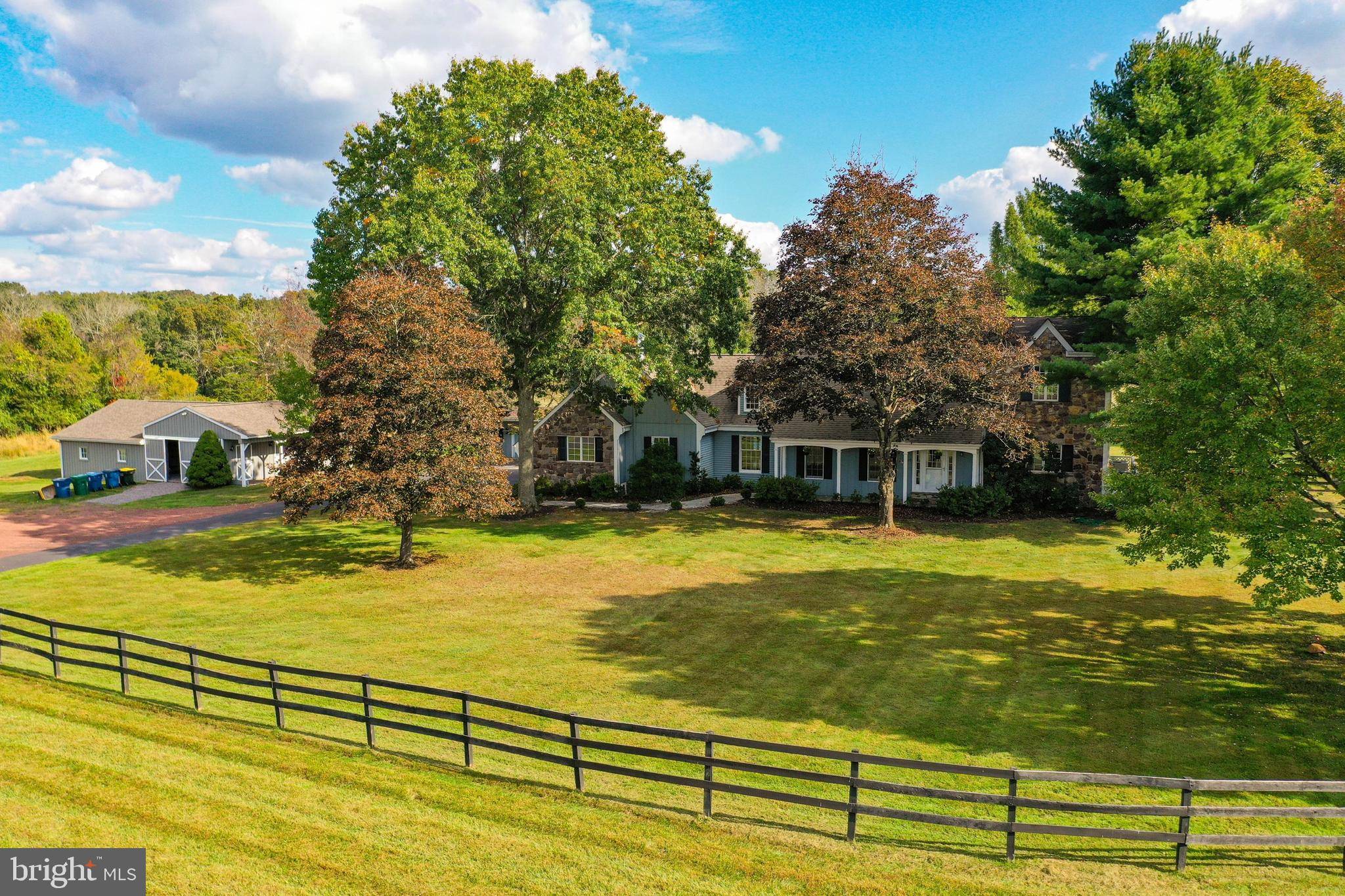 Pipersville, PA 18947,395 HOLLOW HORN RD