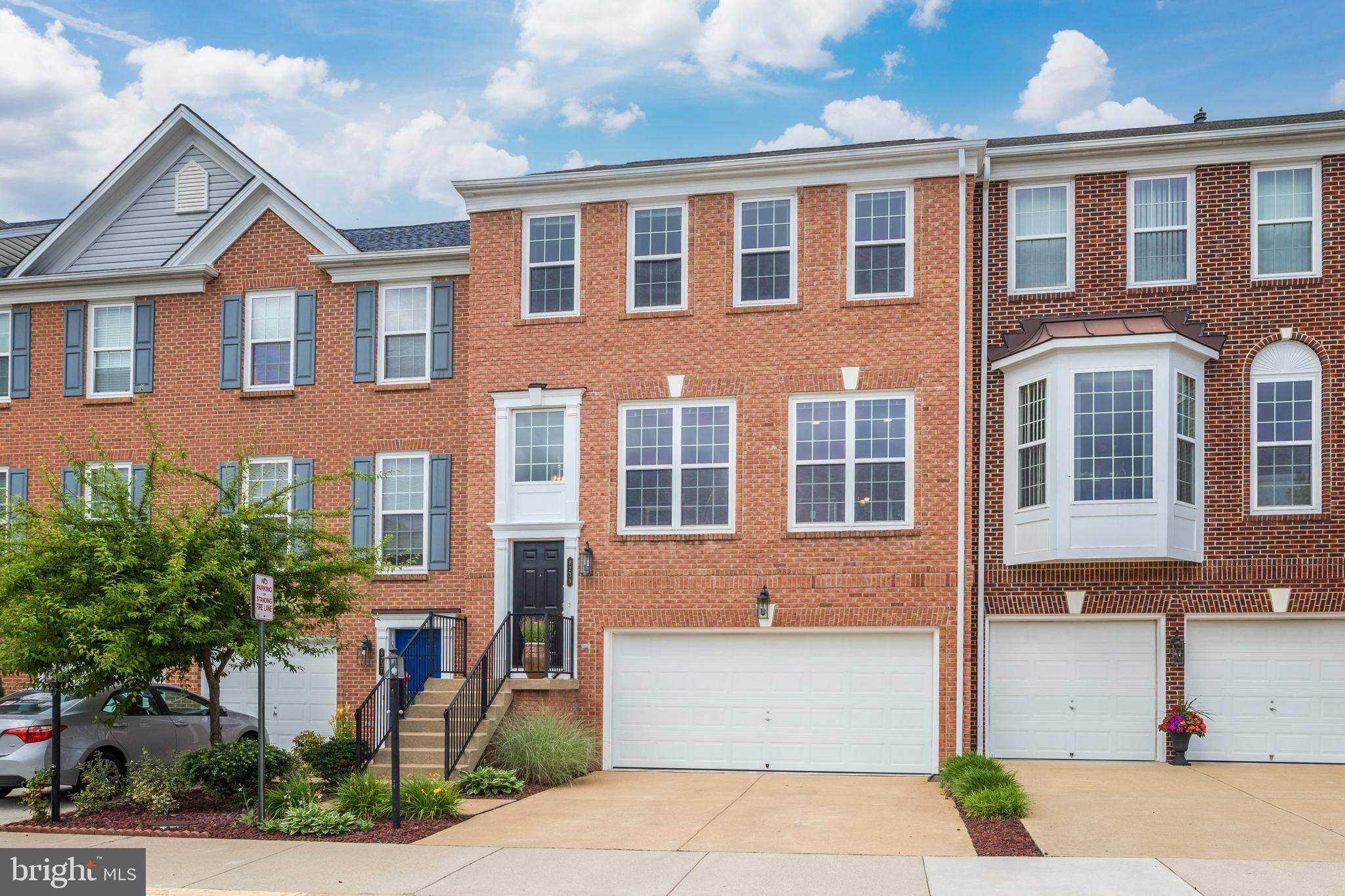 Lorton, VA 22079,8239 RED CARNATION CT