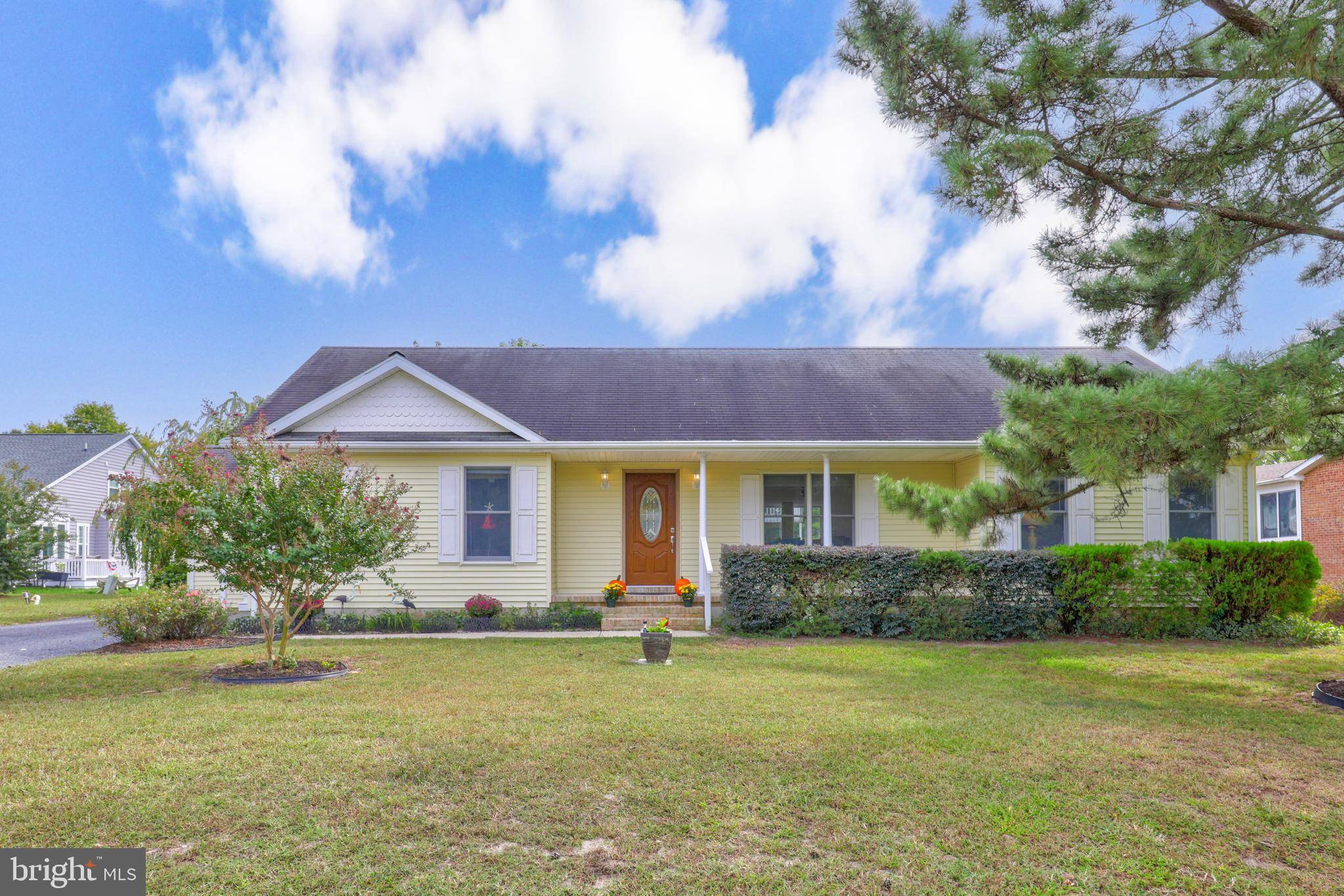 Ocean View, DE 19970,736 HICKMAN DR