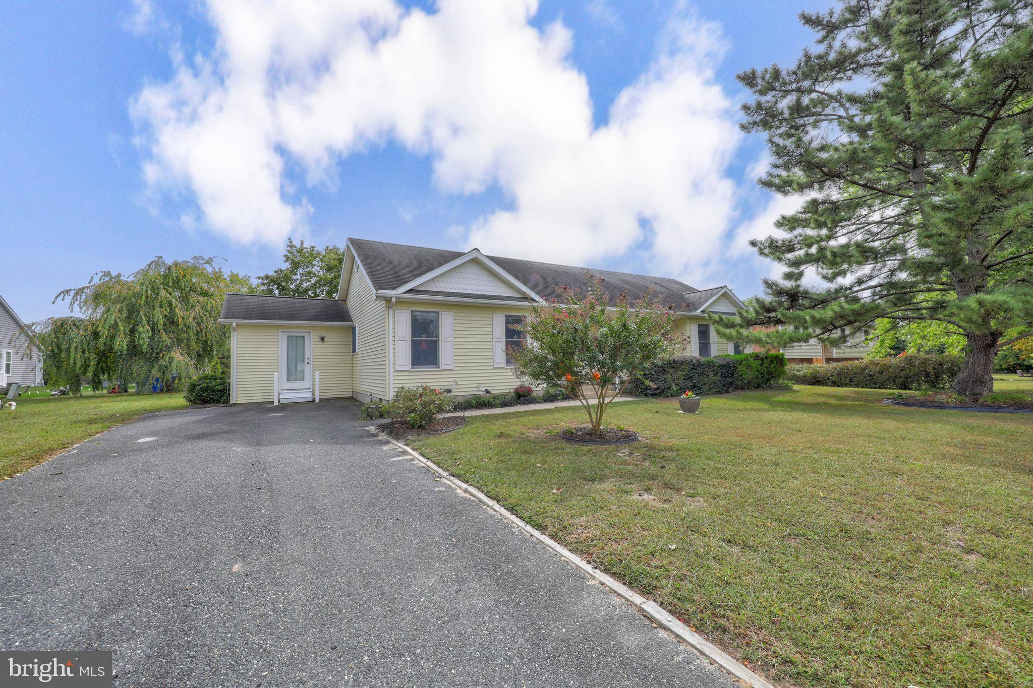 Ocean View, DE 19970,736 HICKMAN DR