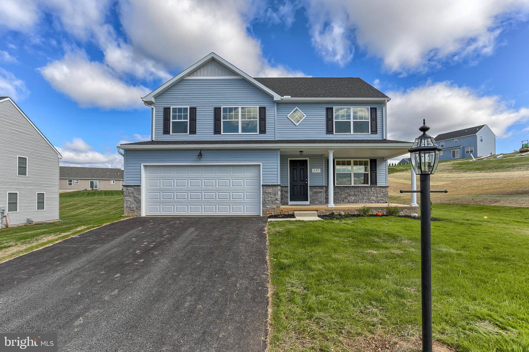 York, PA 17408,177 VALLEY VIEW CIR