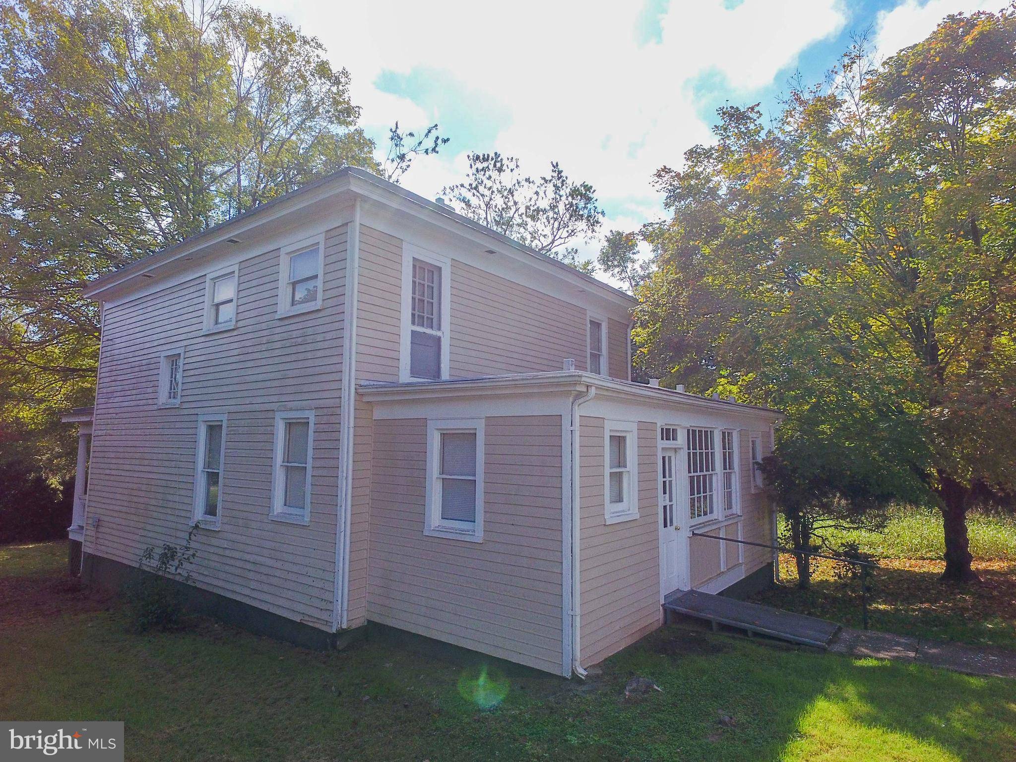 Orange, VA 22960,242 MADISON MILLS LN