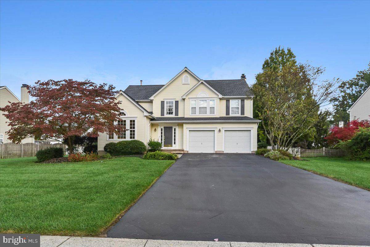 Yardley, PA 19067,4 HALLS LN