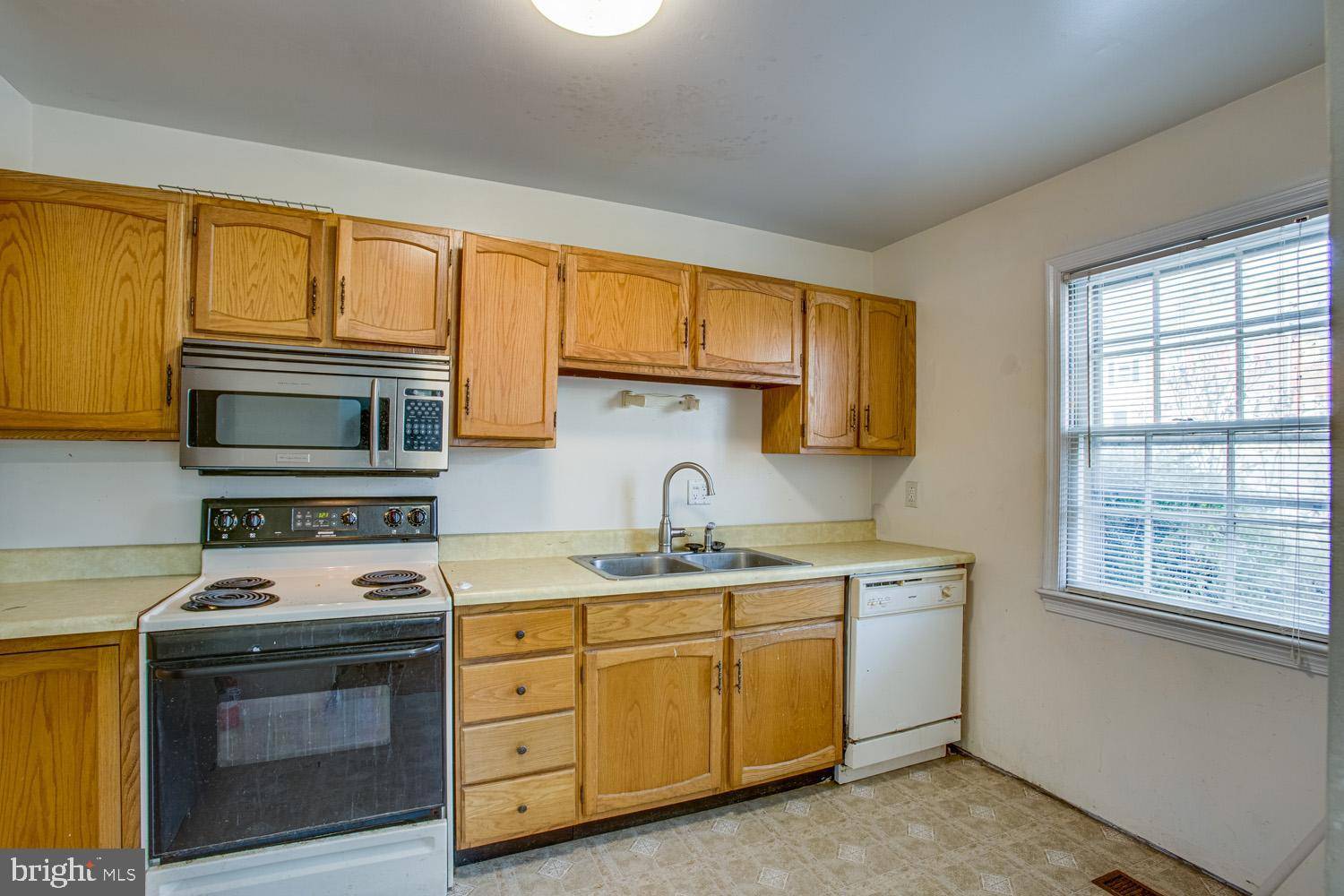 Fredericksburg, VA 22408,414 OLDE GREENWICH CIR