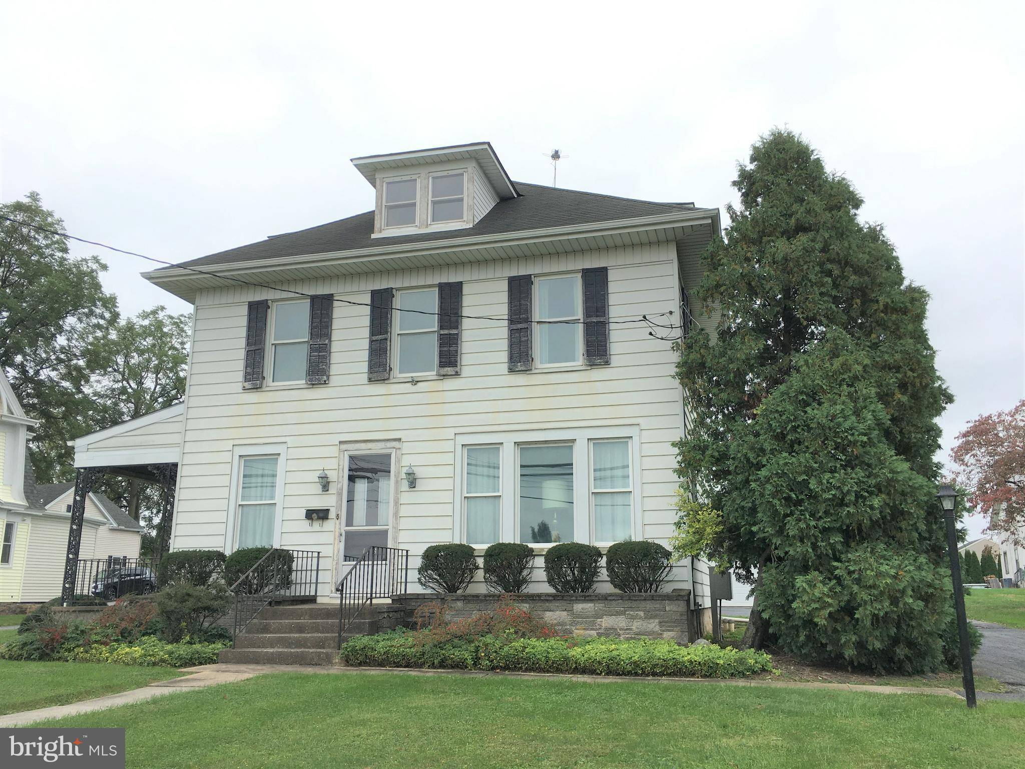 Leola, PA 17540,178 W MAIN ST