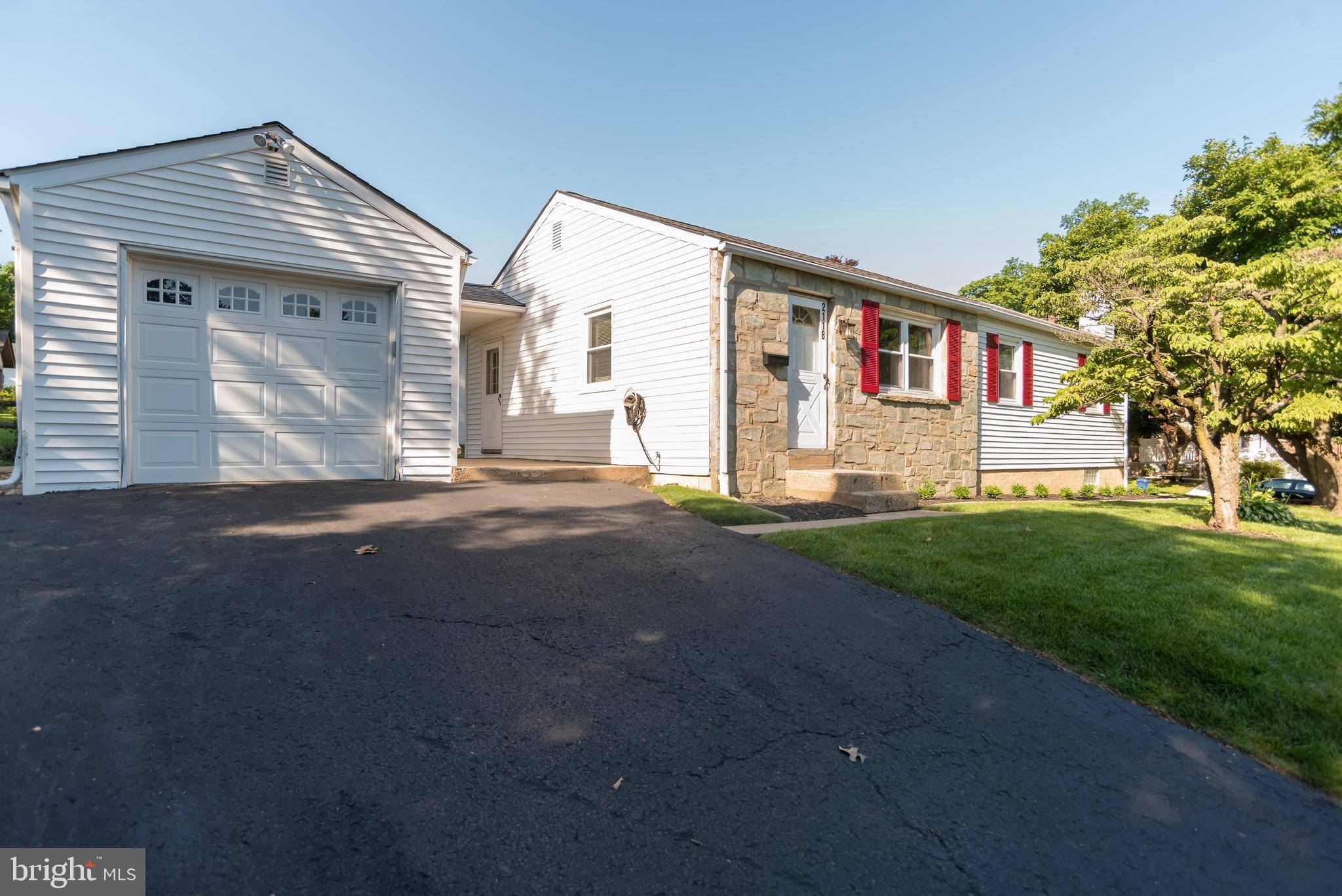 Abington, PA 19001,2118 HAMILTON AVE