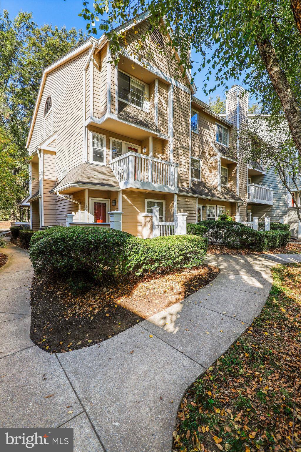 Rockville, MD 20852,10823 HAMPTON MILL #380