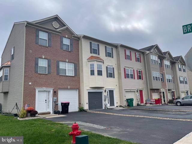 Chambersburg, PA 17201,3389 CORNERSTONE CT