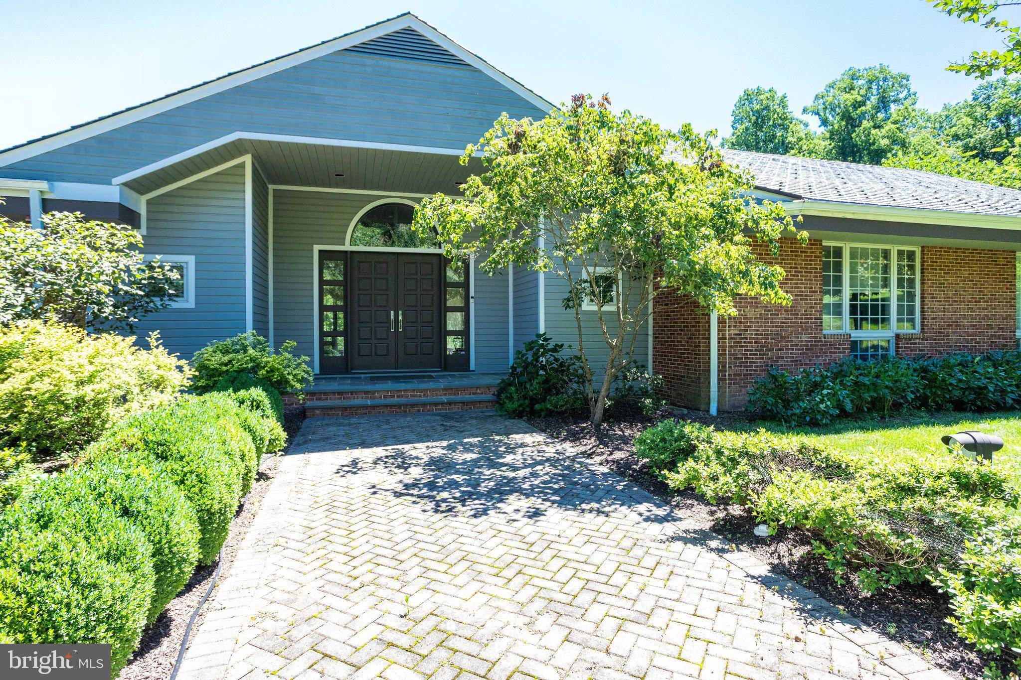 Great Falls, VA 22066,607 DEERFIELD POND CT