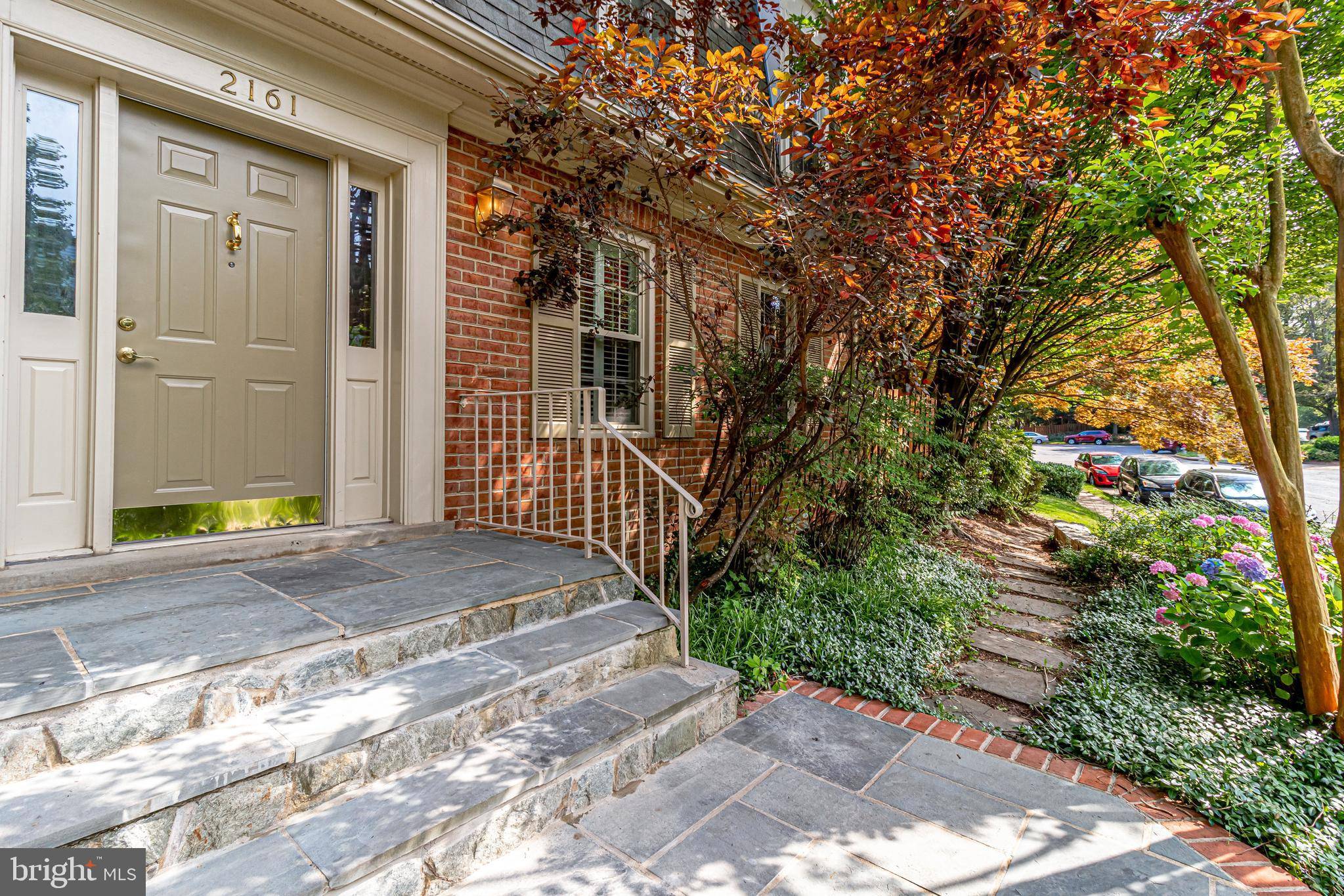 Falls Church, VA 22043,2161 KINGS MILL CT