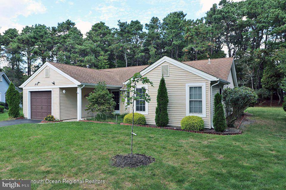 Forked River, NJ 08731,8 SUSSEX PL