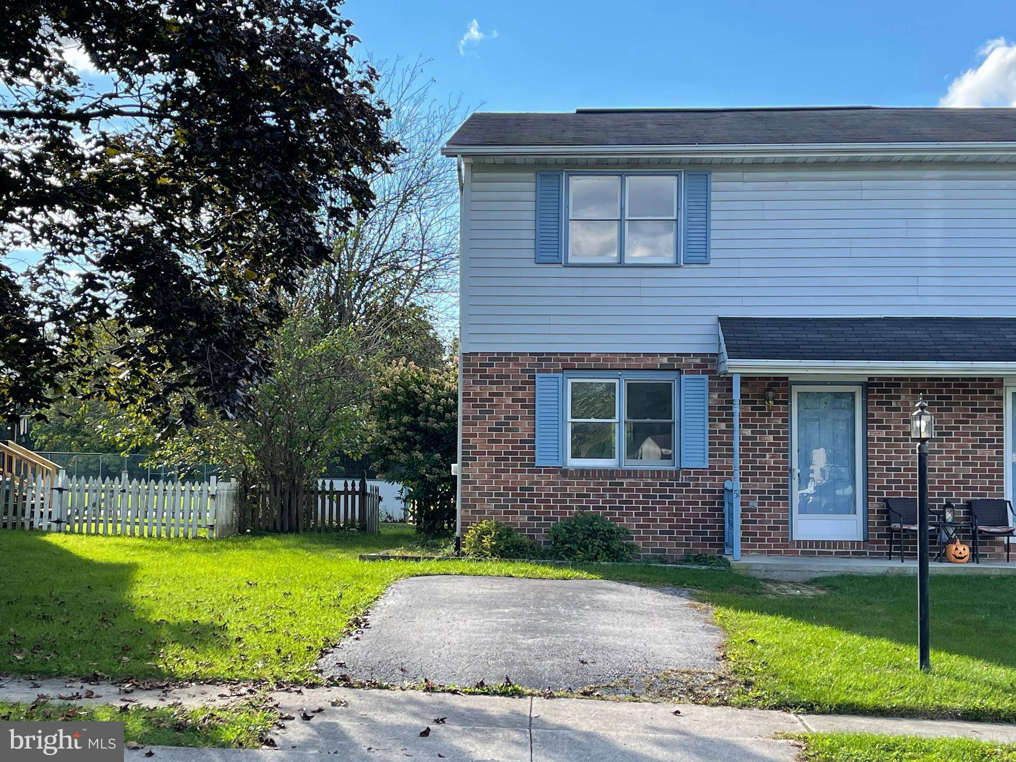 Hanover, PA 17331,51 MEADOWVIEW DR