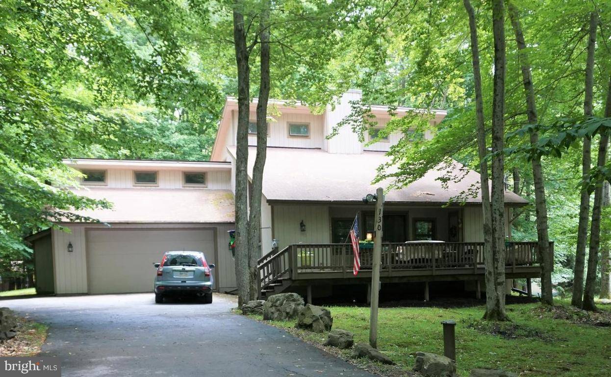 Pocono Lake, PA 18347,130 MOUNTAIN VIEW DR