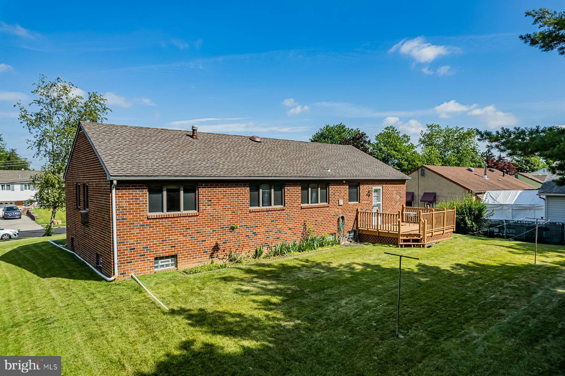 Warminster, PA 18974,473 HARDMAN LN