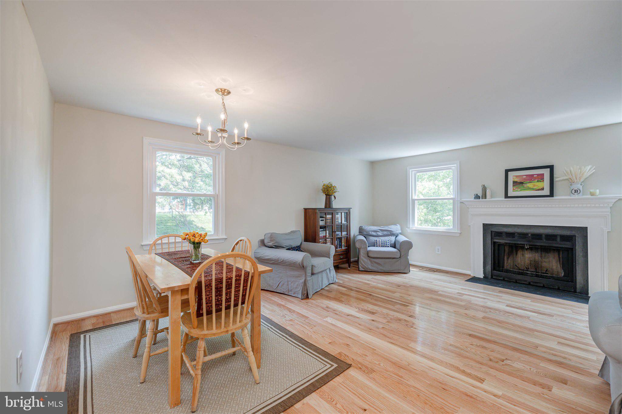 Alexandria, VA 22315,7353 SPRINGLEIGH WAY