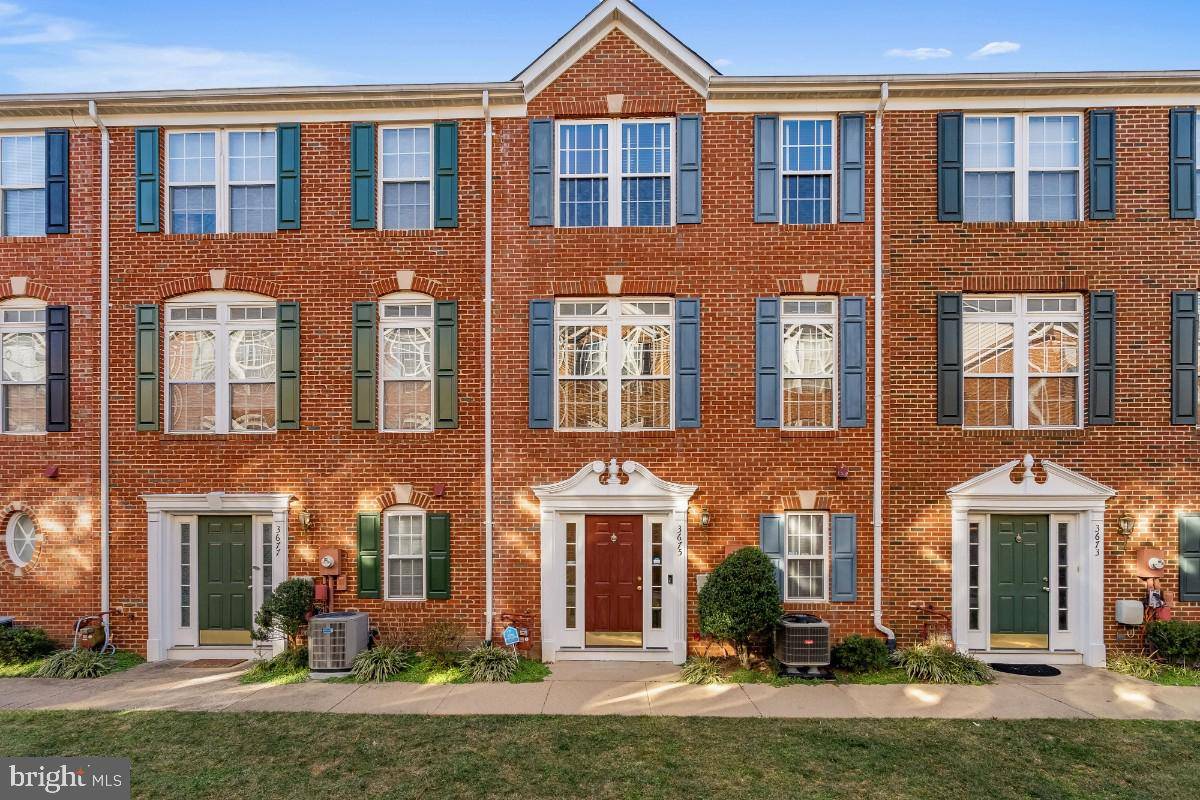 Falls Church, VA 22041,3675 MADISON VIEW LN