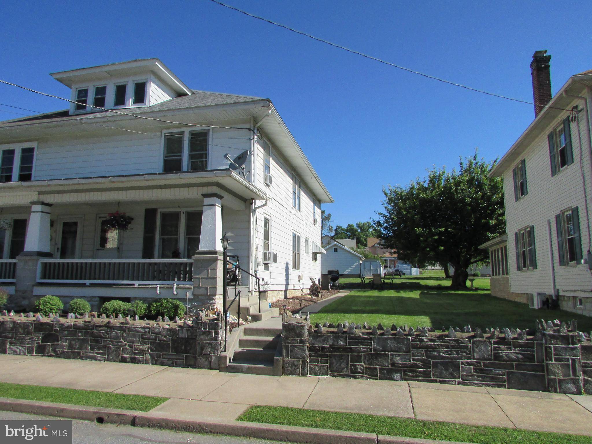 Myerstown, PA 17067,11 E PARK AVE