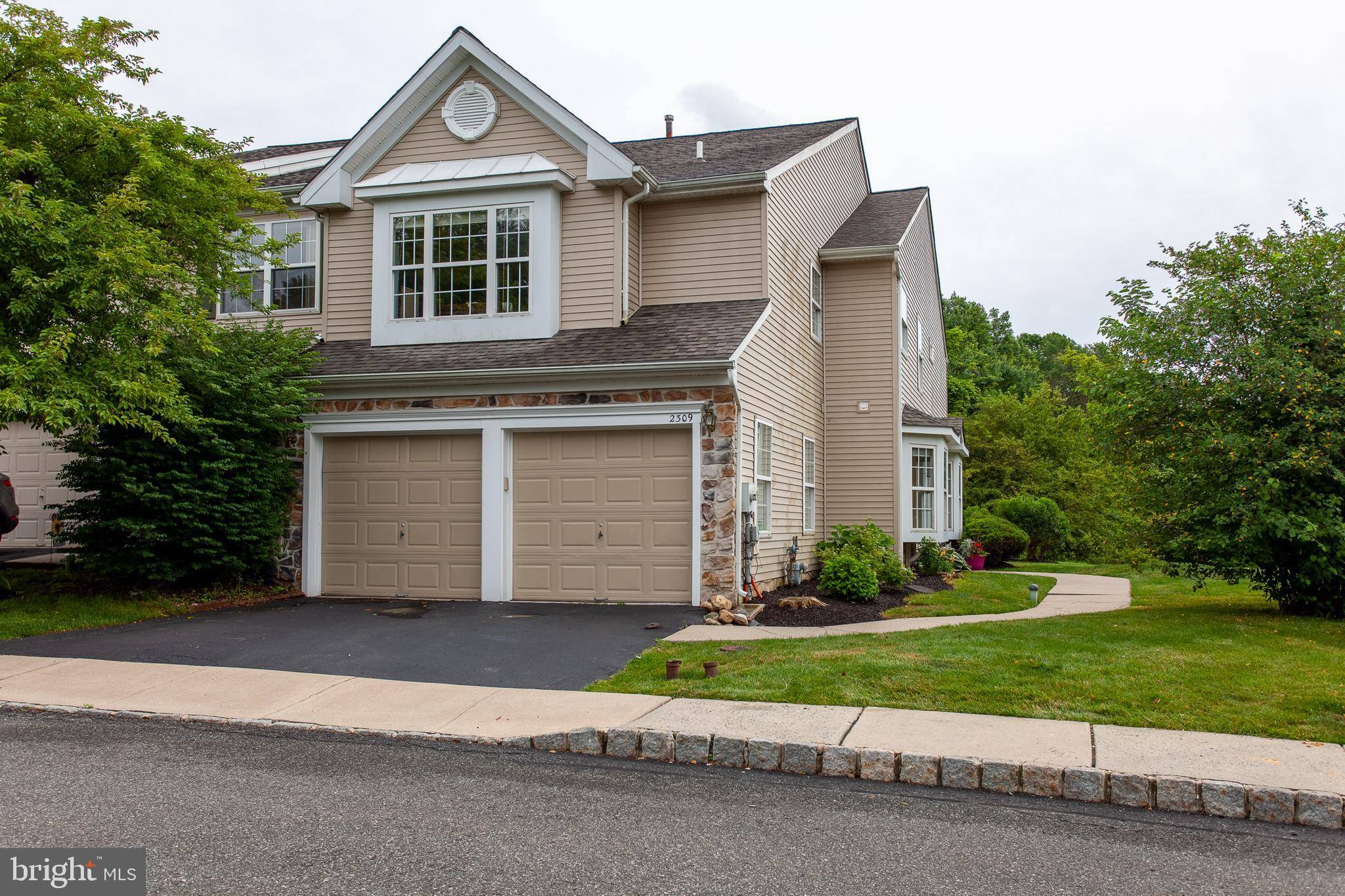 Phoenixville, PA 19460,2309 PERIWINKLE CT