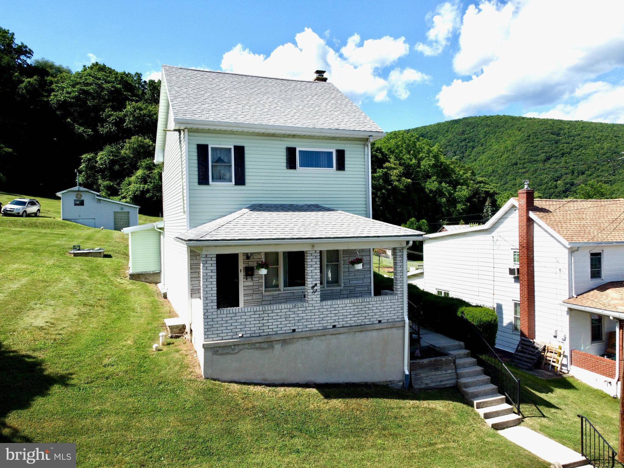 Lehighton, PA 18235,32 BEAVER ST