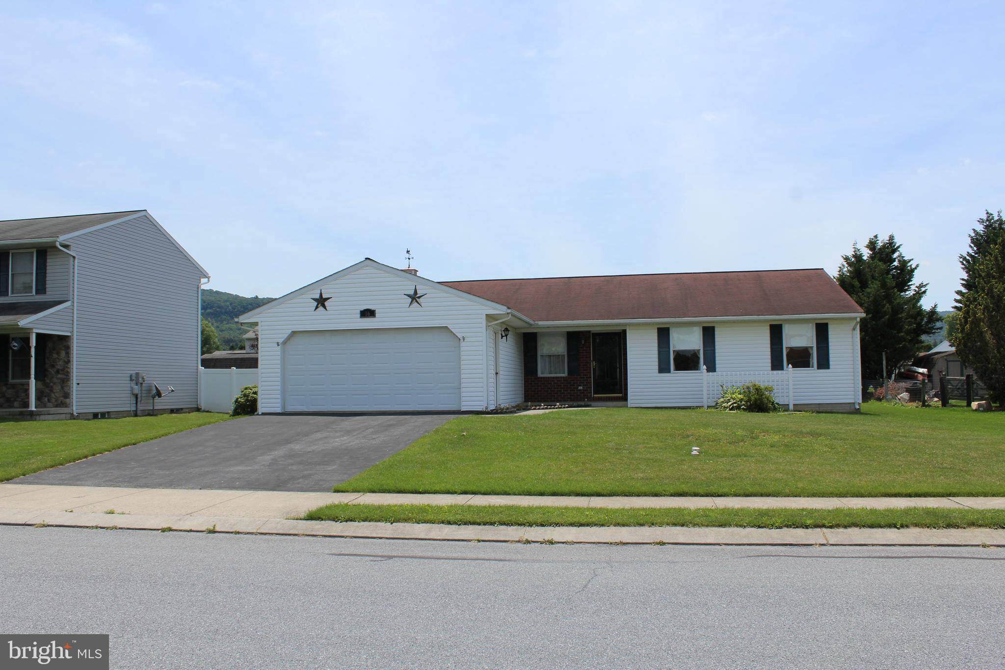 Newmanstown, PA 17073,16 PROGRESS DR