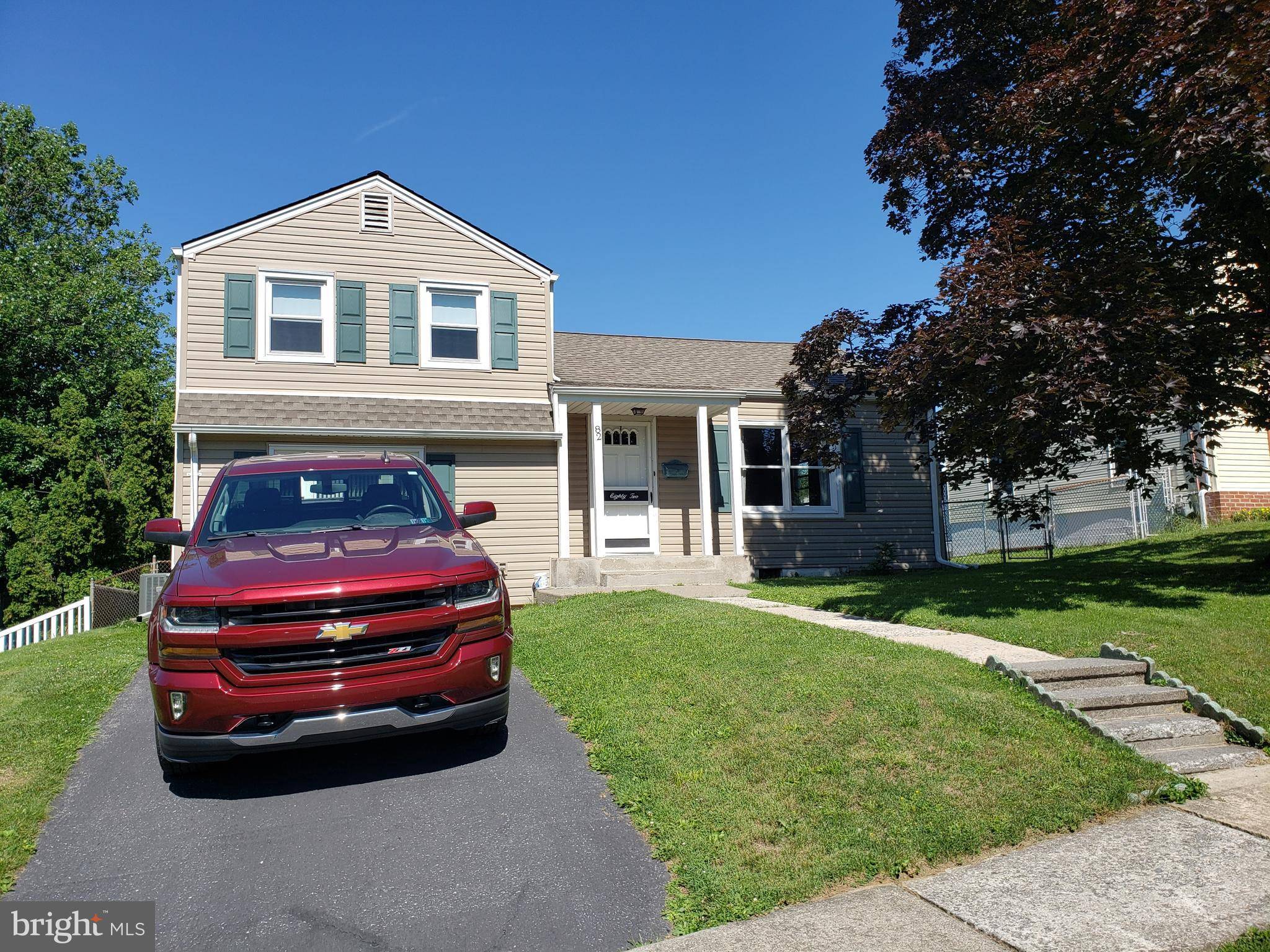 Whitehall, PA 18052,82 6TH ST