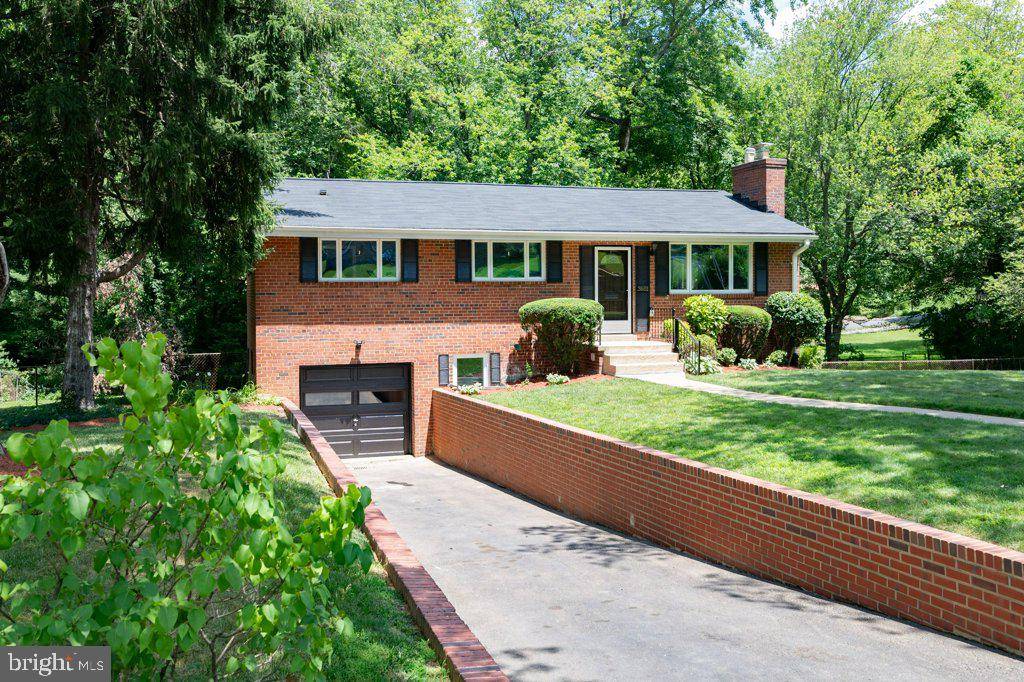 Annandale, VA 22003,3601 ROSE LN