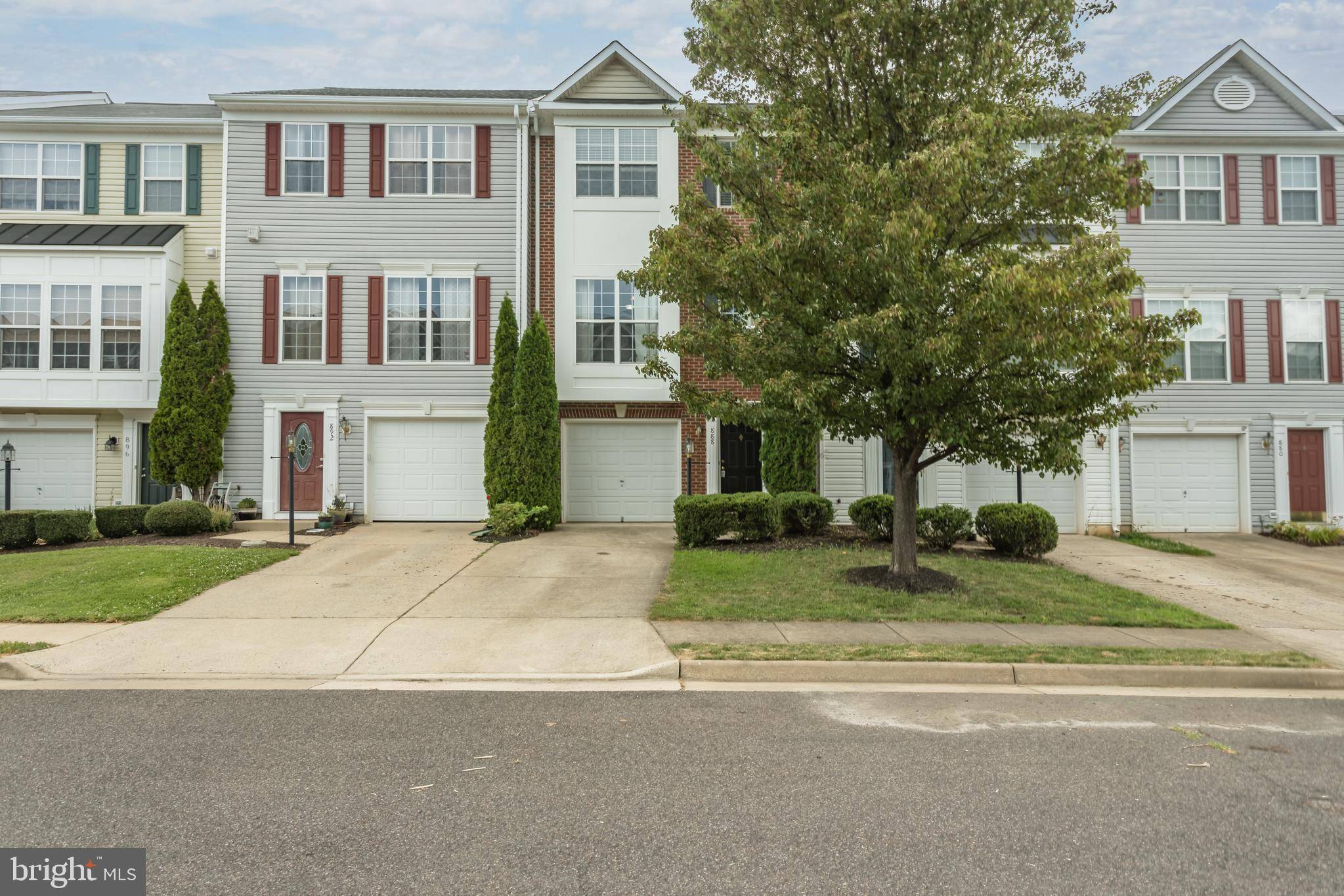 Culpeper, VA 22701,888 PERSIMMON PL