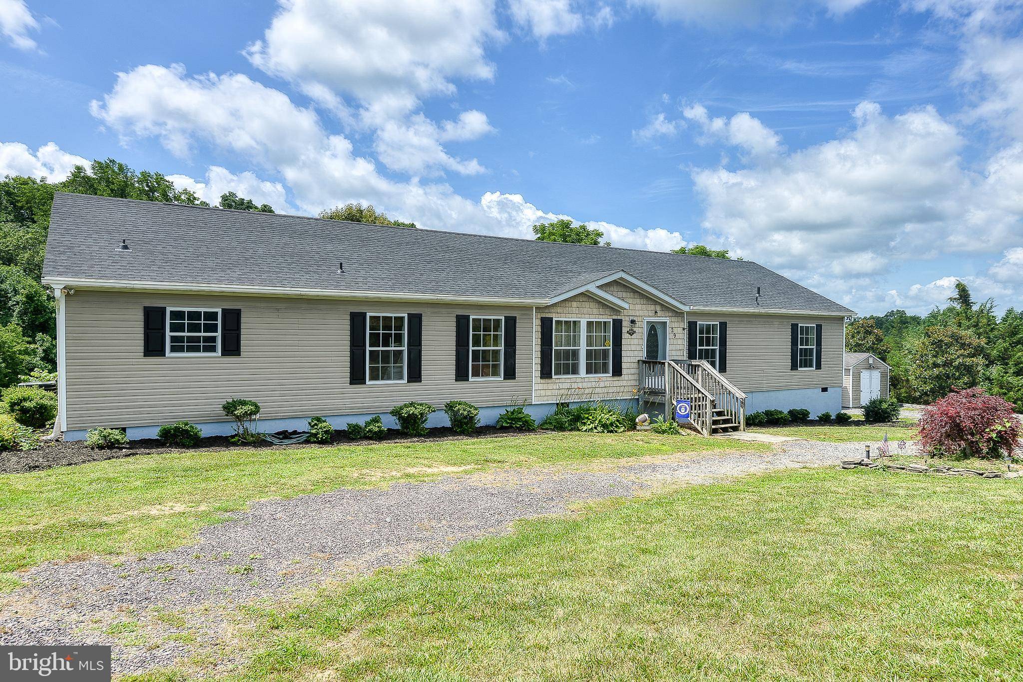 Louisa, VA 23093,29 PIMLICO LN