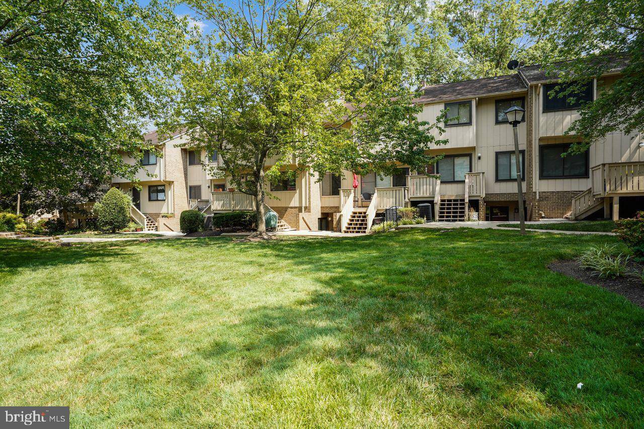 Vienna, VA 22181,2600 GLENGYLE DR #118