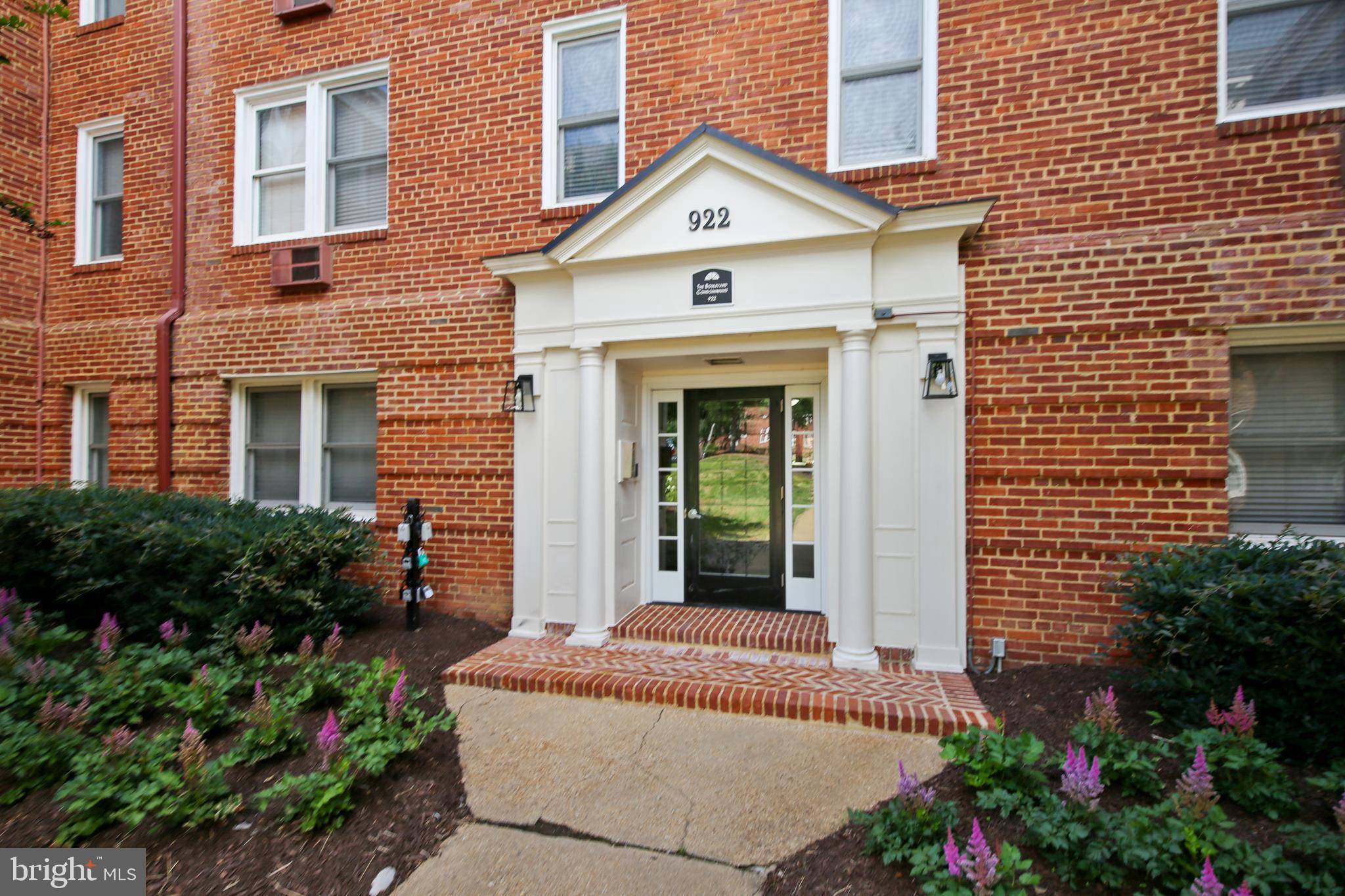 Alexandria, VA 22314,922 S WASHINGTON ST #213