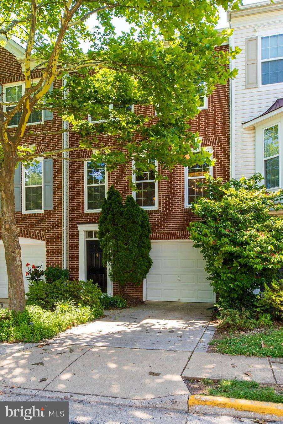 Centreville, VA 20120,5343 CRIMSON SKY CT