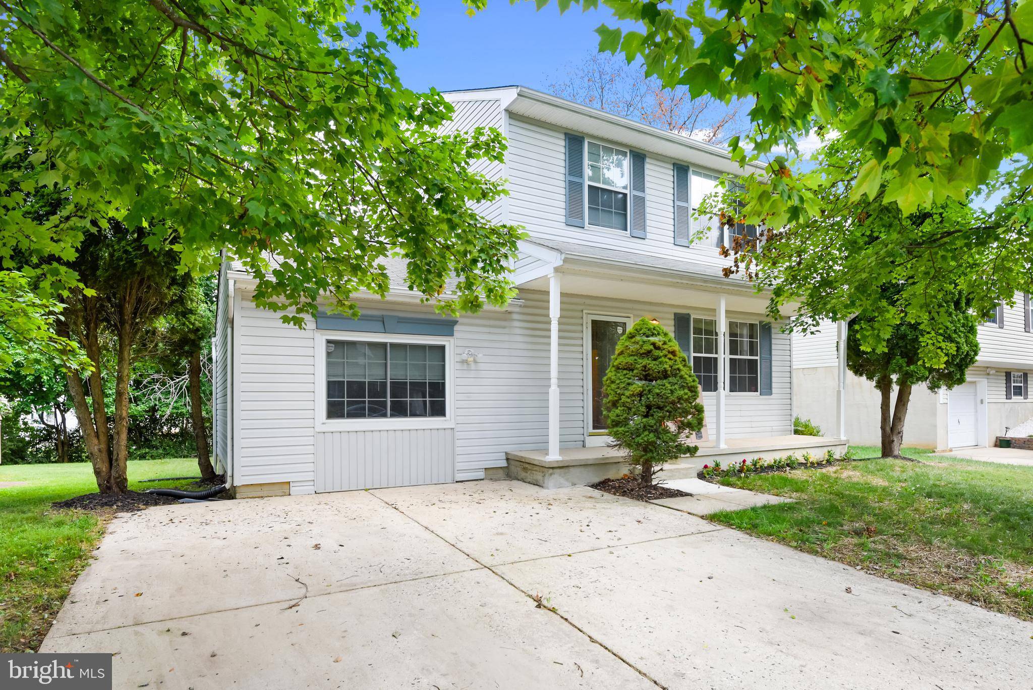 Randallstown, MD 21133,4 CHAPMANVIEW CT