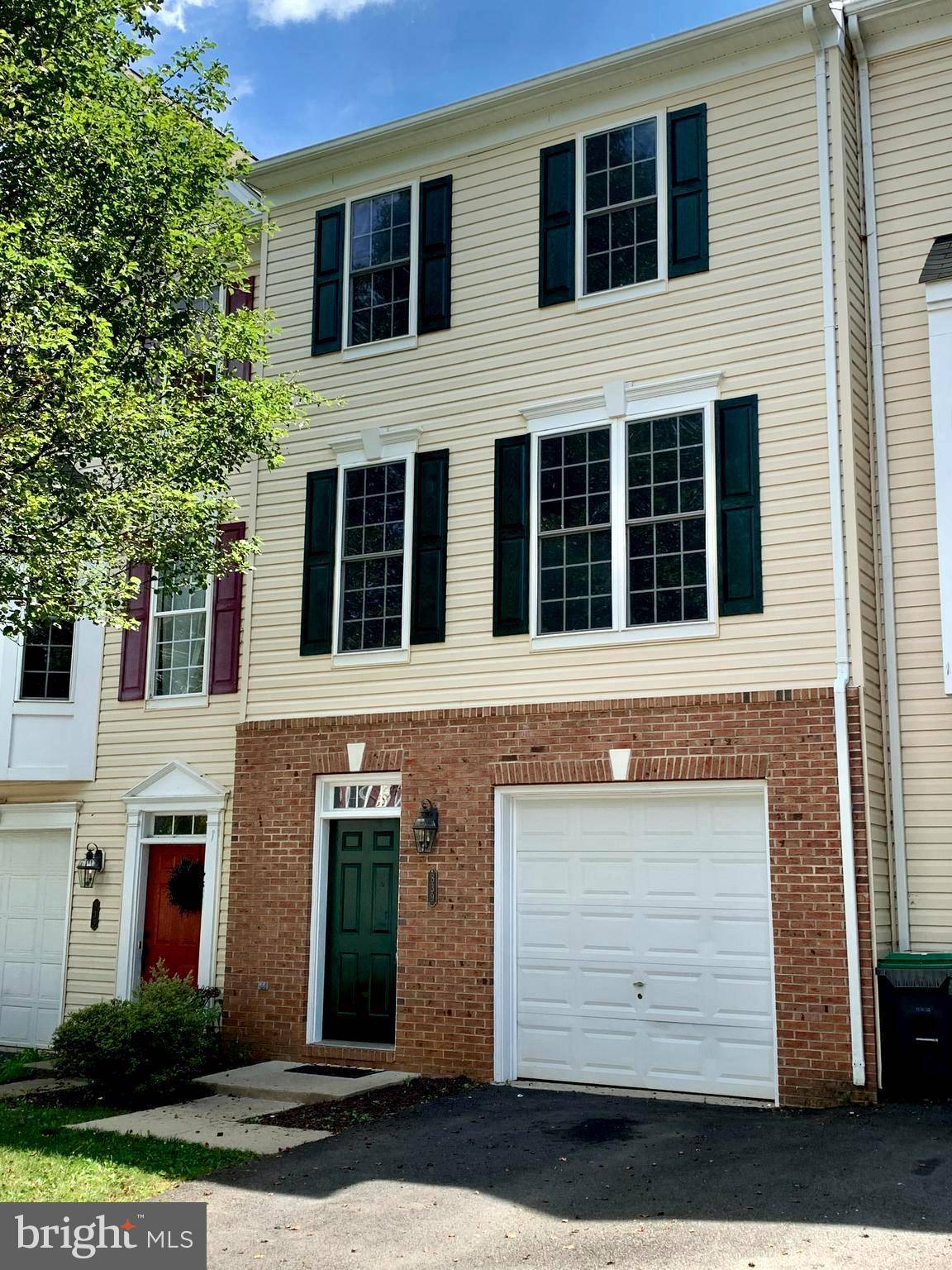 Culpeper, VA 22701,839 FAIRVIEW VILLAGE CT #8