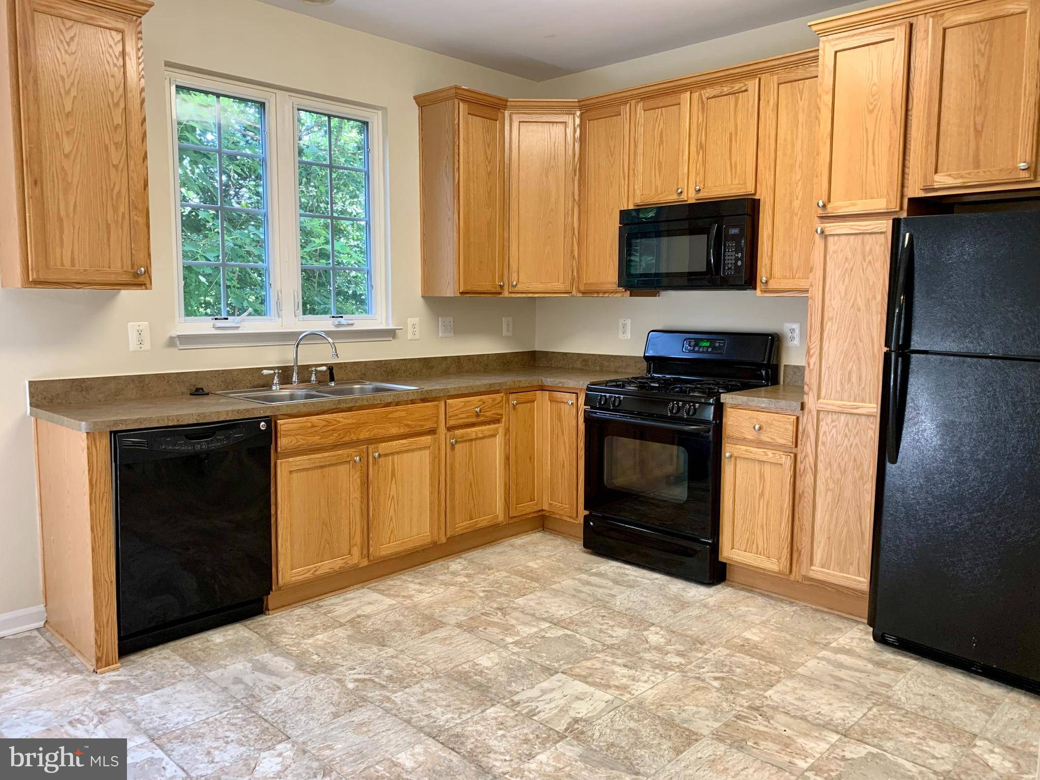 Culpeper, VA 22701,839 FAIRVIEW VILLAGE CT #8