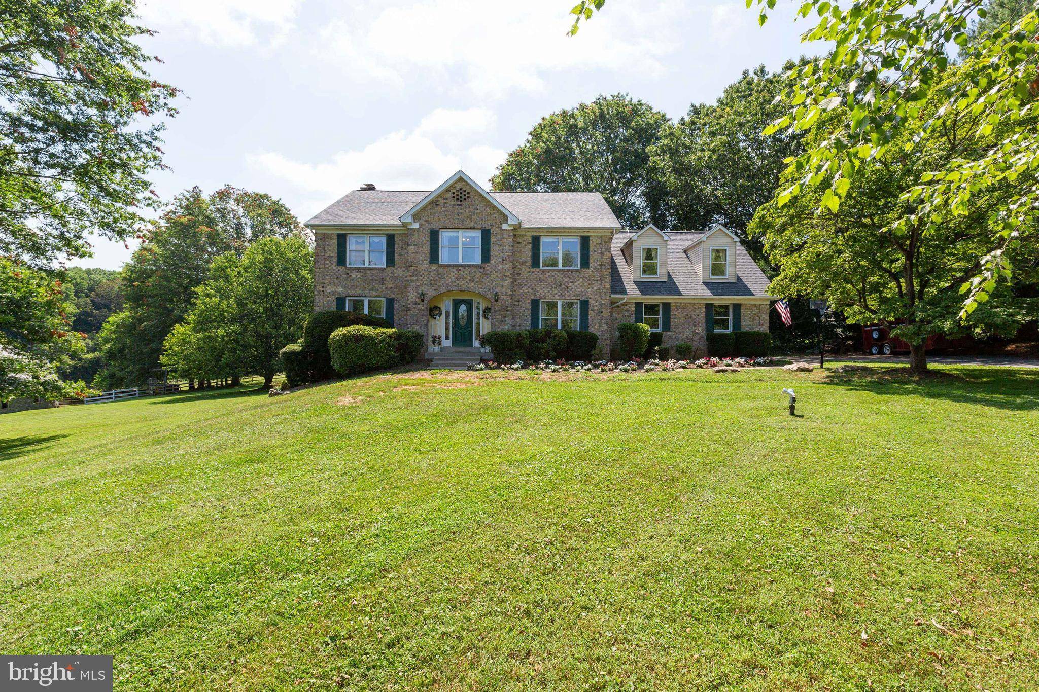 Gaithersburg, MD 20882,9805 LOG HOUSE CT