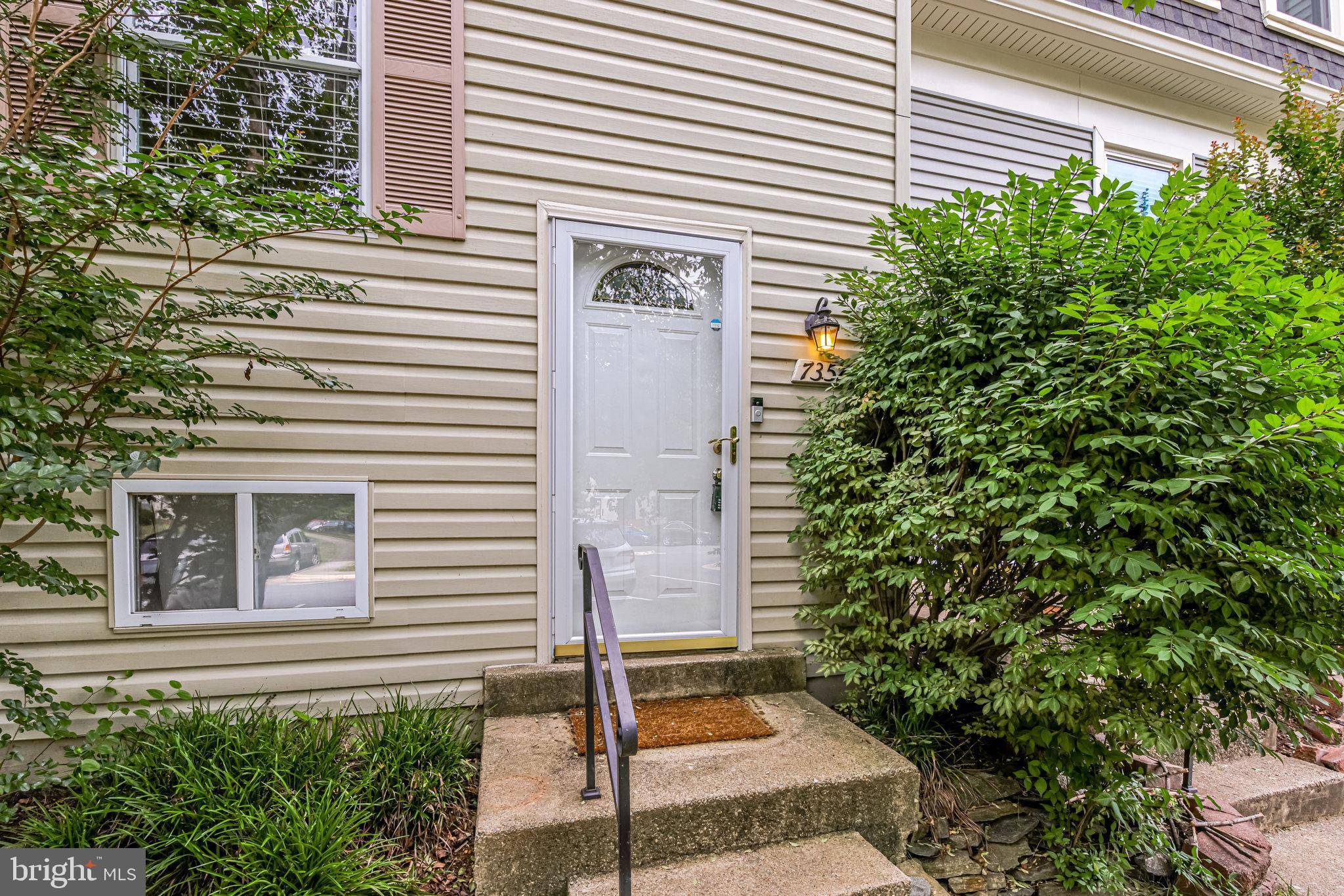 Alexandria, VA 22315,7357 SPRINGLEIGH WAY