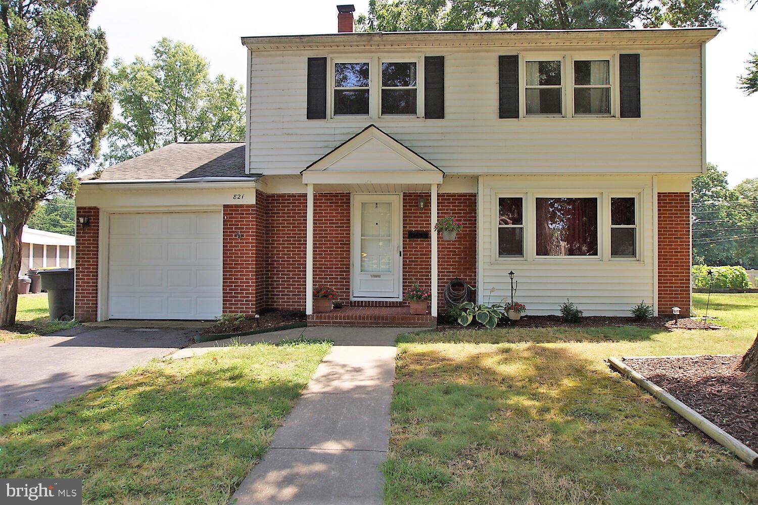 Dover, DE 19904,821 SCHOOLHOUSE