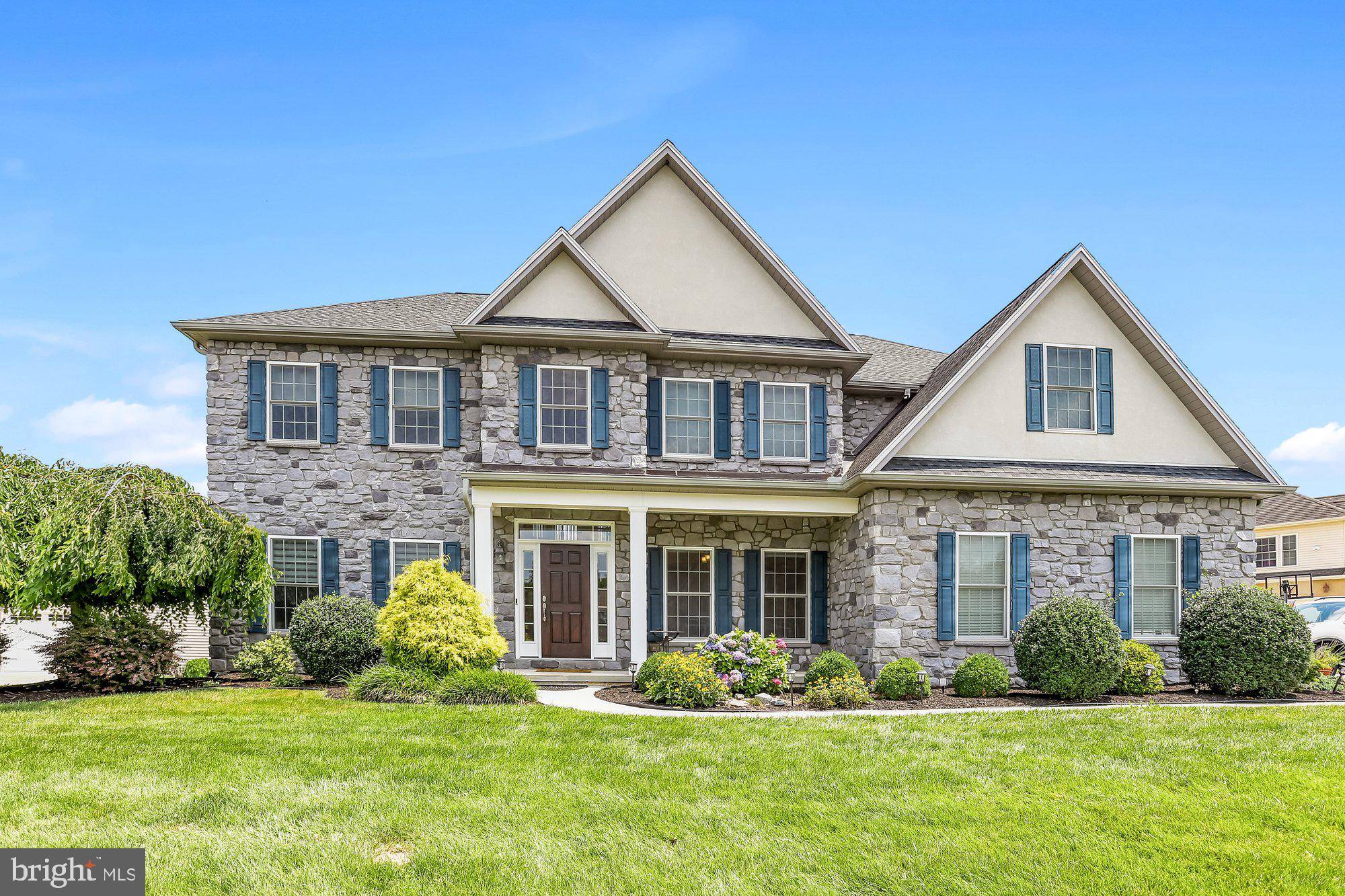 Mechanicsburg, PA 17050,1432 SUMMIT WAY