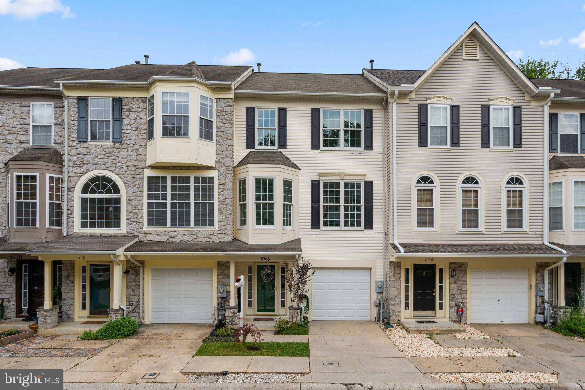 Ellicott City, MD 21043,5766 GOLDFINCH CT