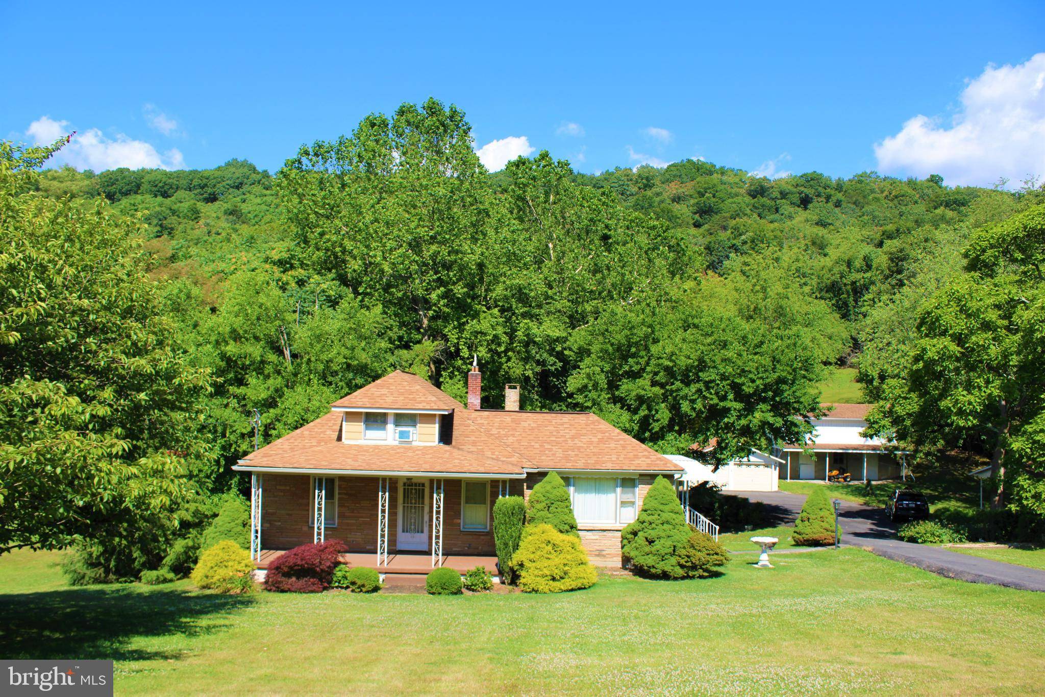 Ridgeley, WV 26753,944 FRANKFORT HWY